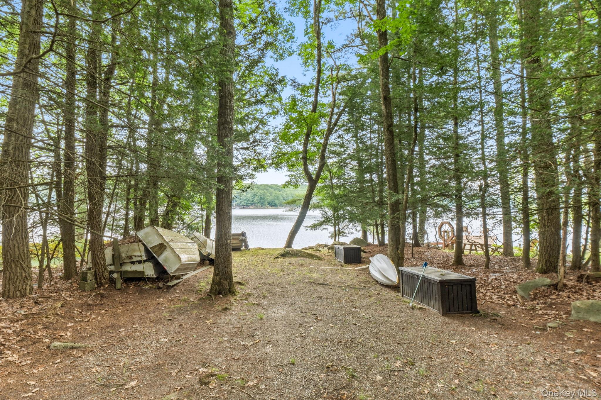 315 S Shore Drive Property Photo 22