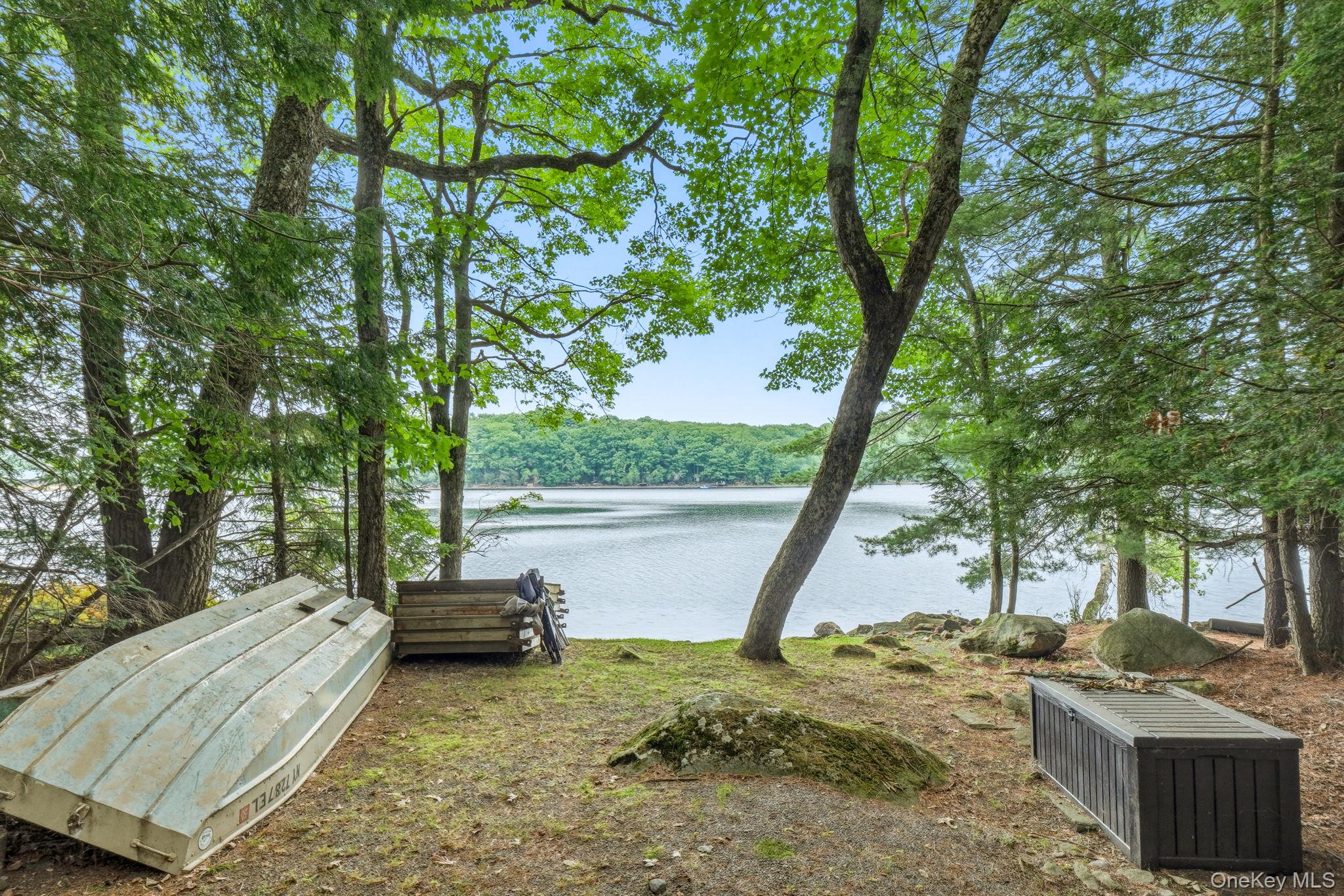 315 S Shore Drive Property Photo 23