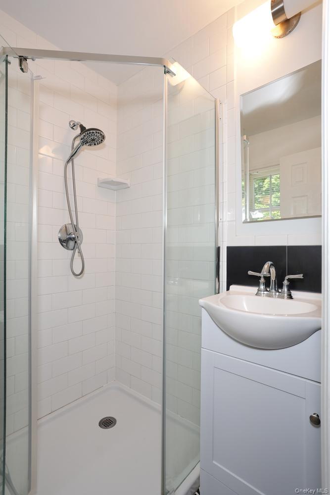 20 Woodridge Drive Property Photo 21