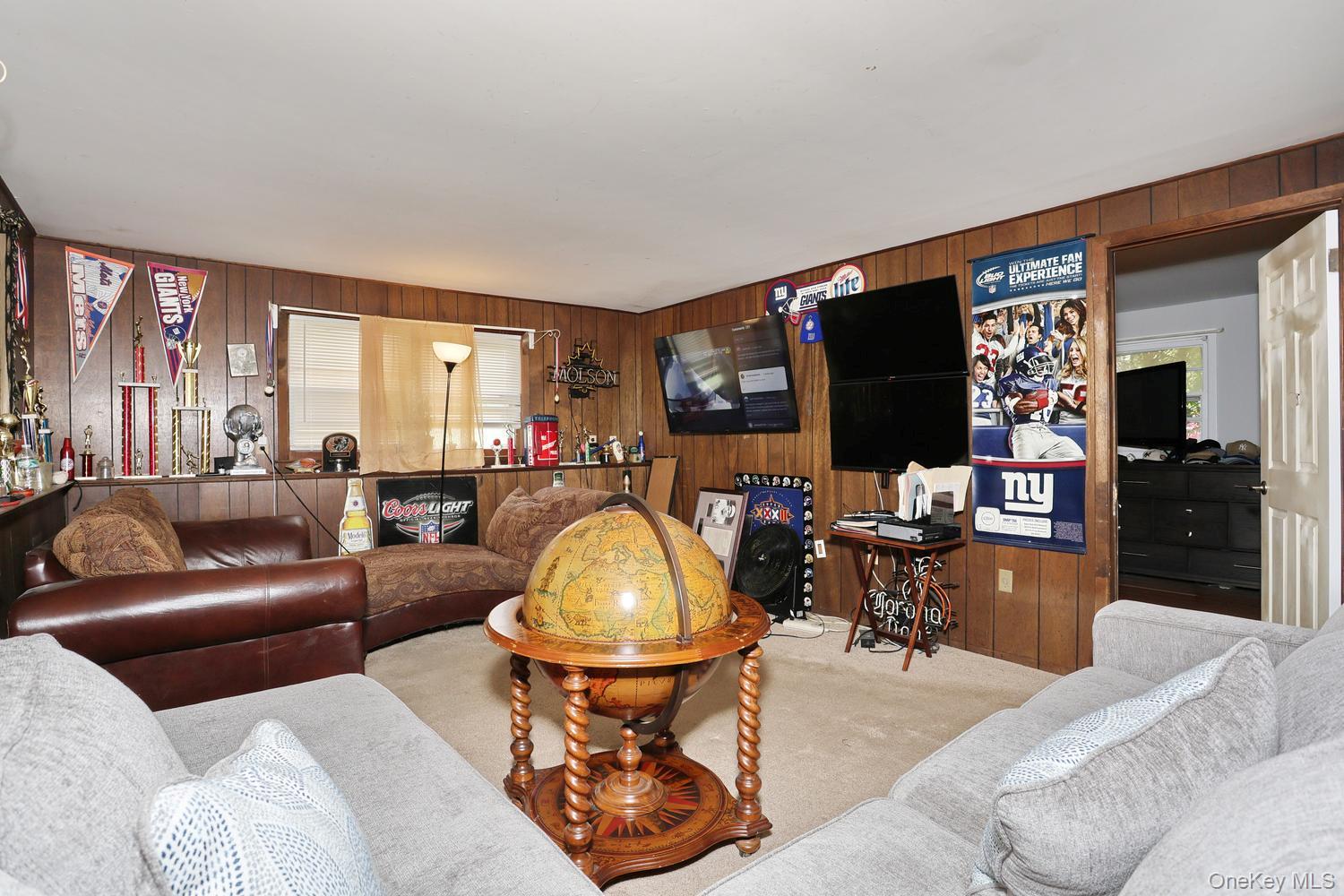 20 Woodridge Drive Property Photo 23
