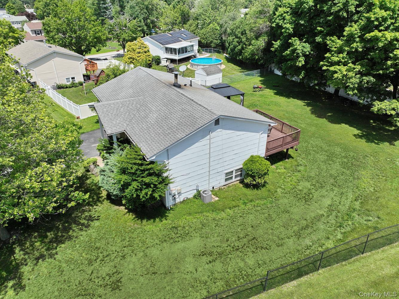 20 Woodridge Drive Property Photo 29