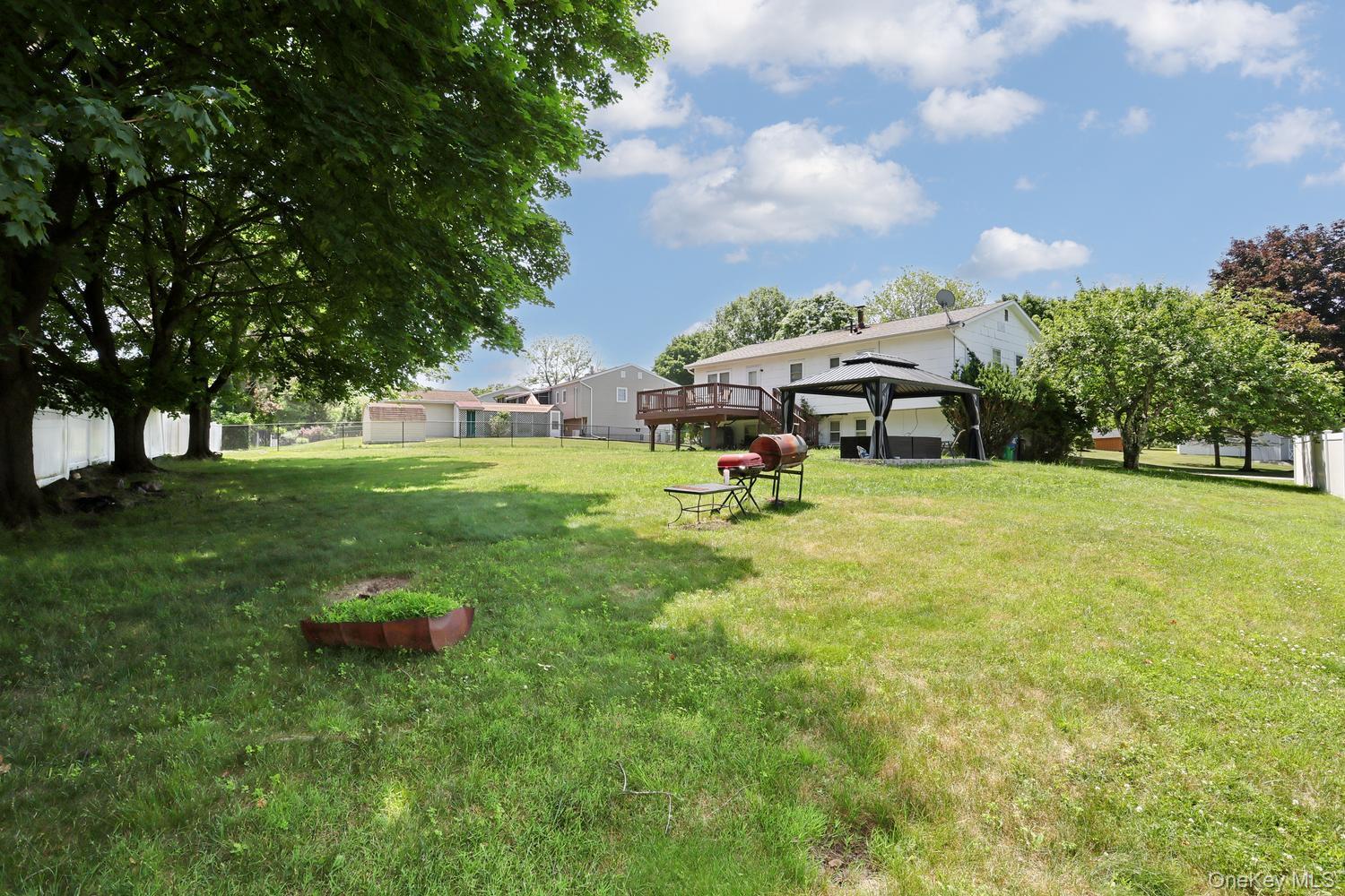 20 Woodridge Drive Property Photo 32
