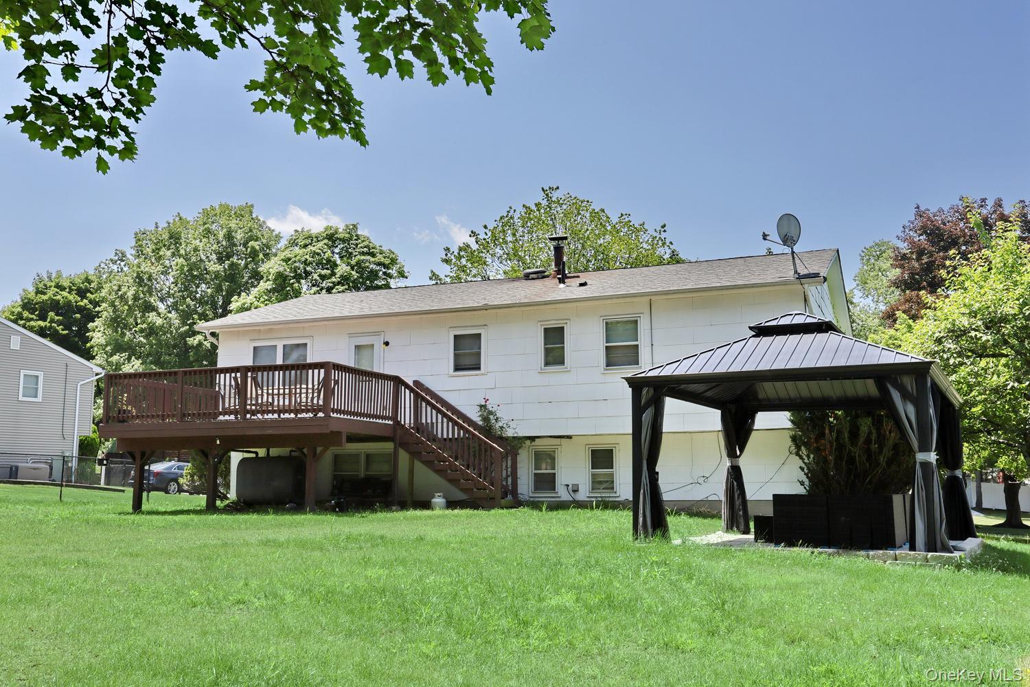 20 Woodridge Drive Property Photo 33