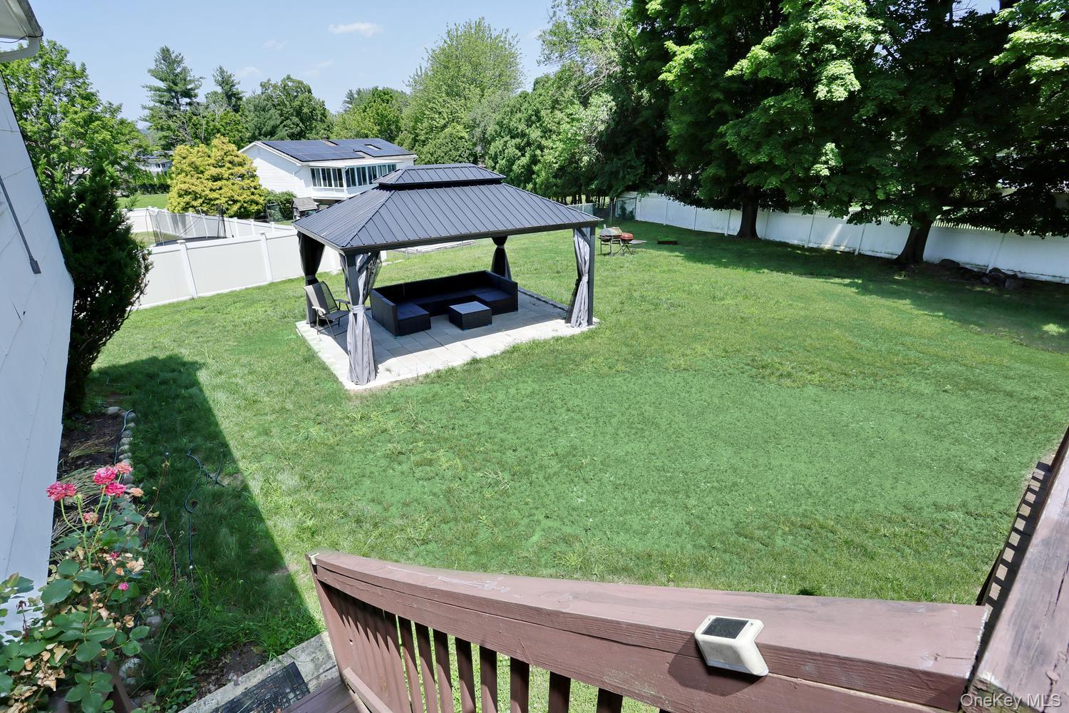 20 Woodridge Drive Property Photo 38