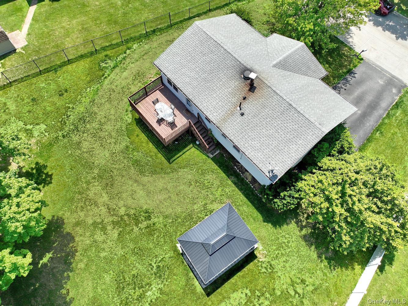 20 Woodridge Drive Property Photo 41