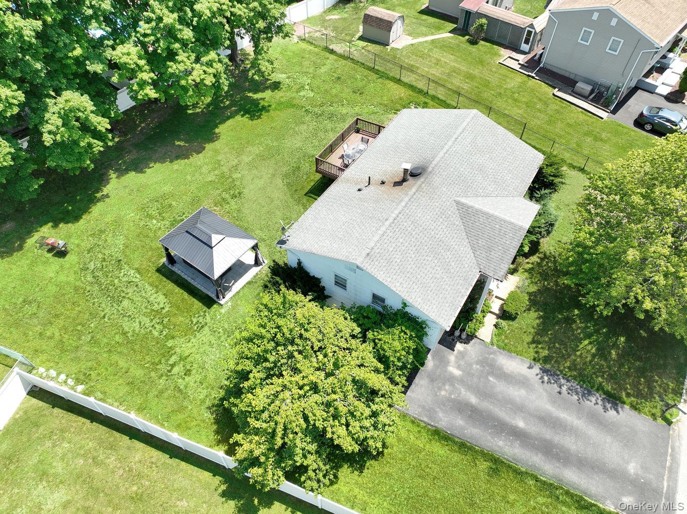 20 Woodridge Drive Property Photo 42