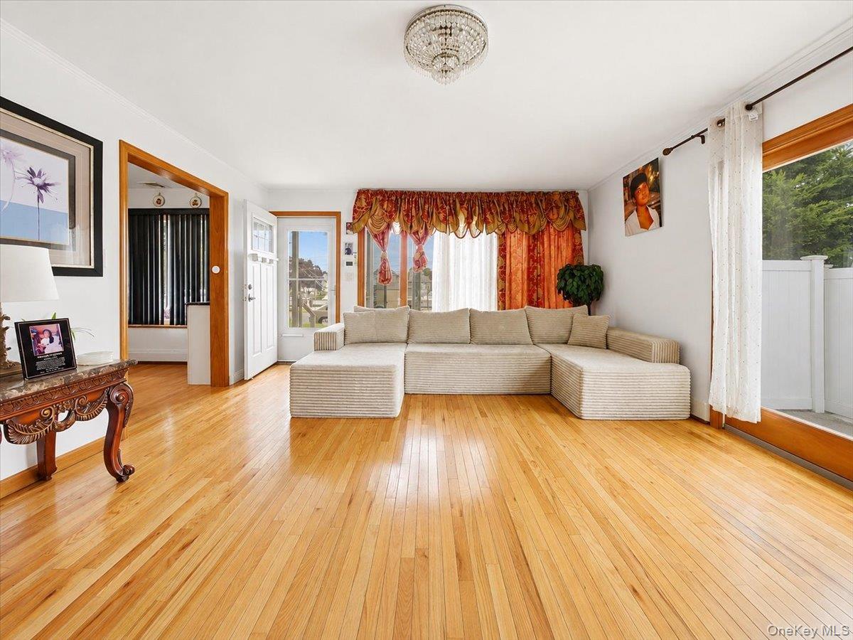 95 E Riviera Drive Property Photo 4