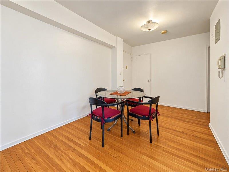 64-00 Saunders Street 5-c Property Photo 9