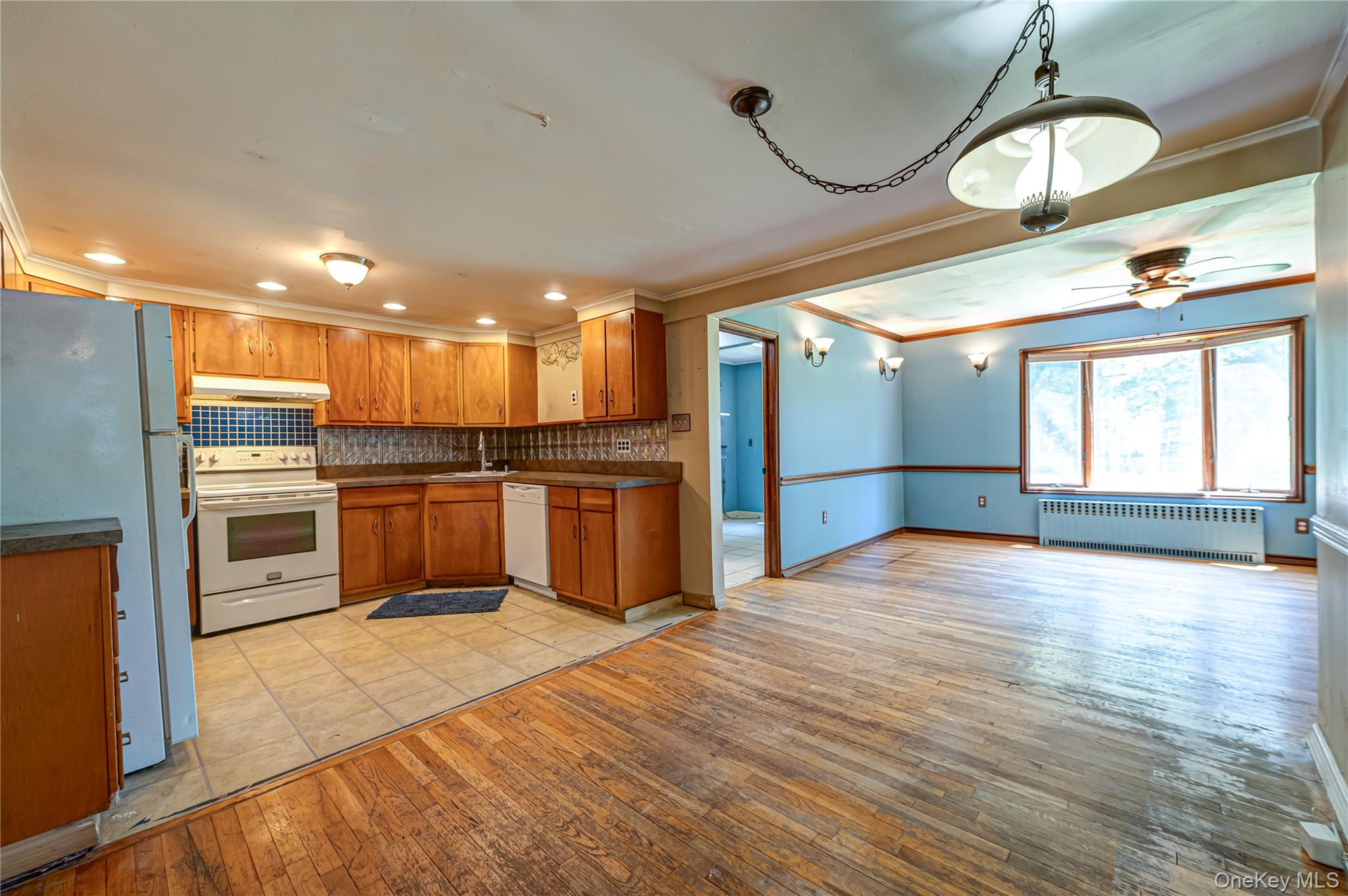 118 Tamarack Street Property Photo 8