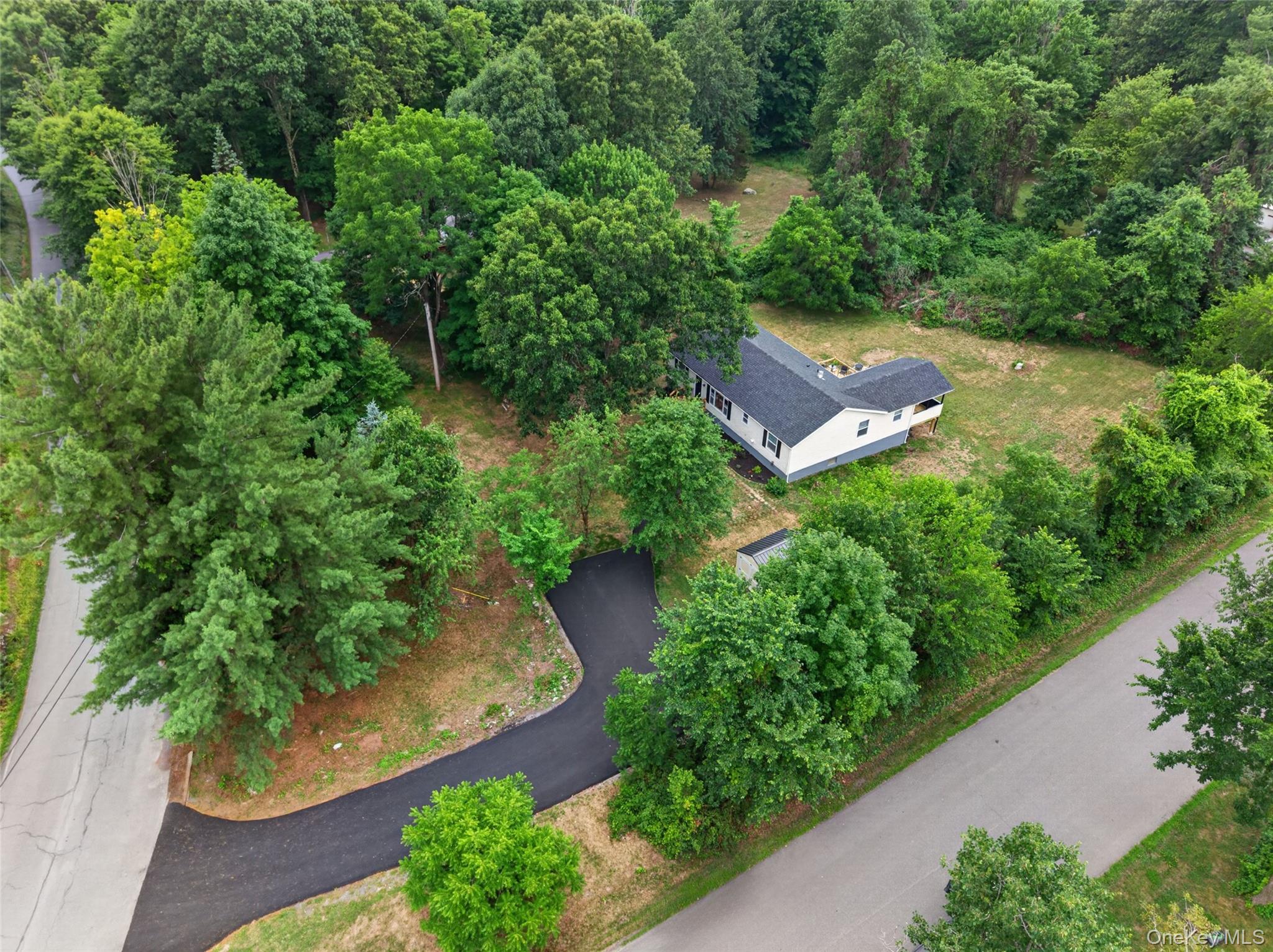 140 Rabbit Run Road Property Photo 5
