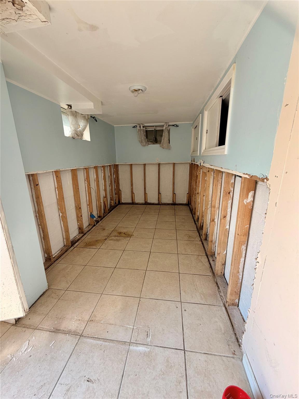 8 Forest Avenue 6 Property Photo 15