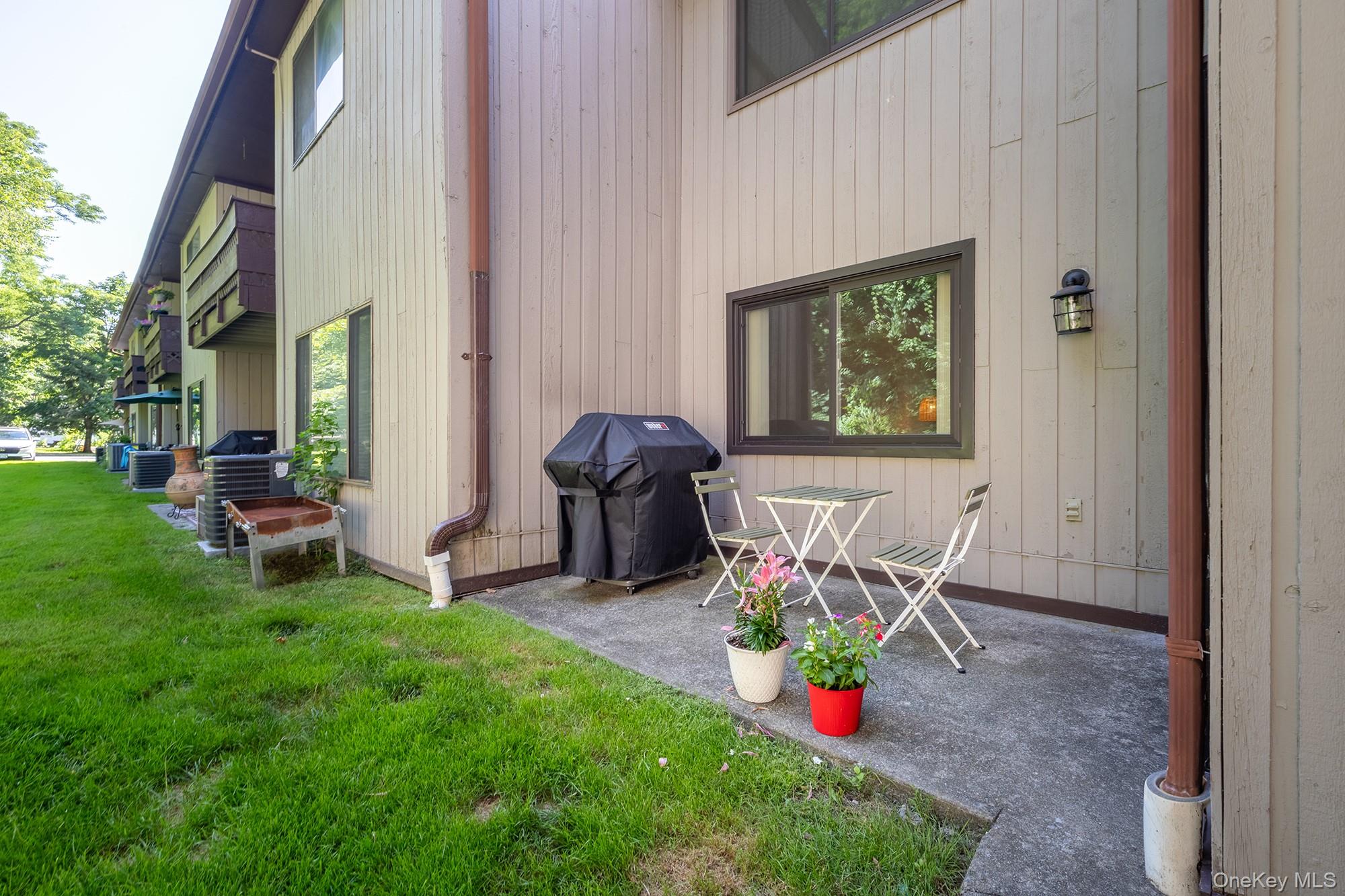 309 N Greeley Avenue 5c Property Photo 23