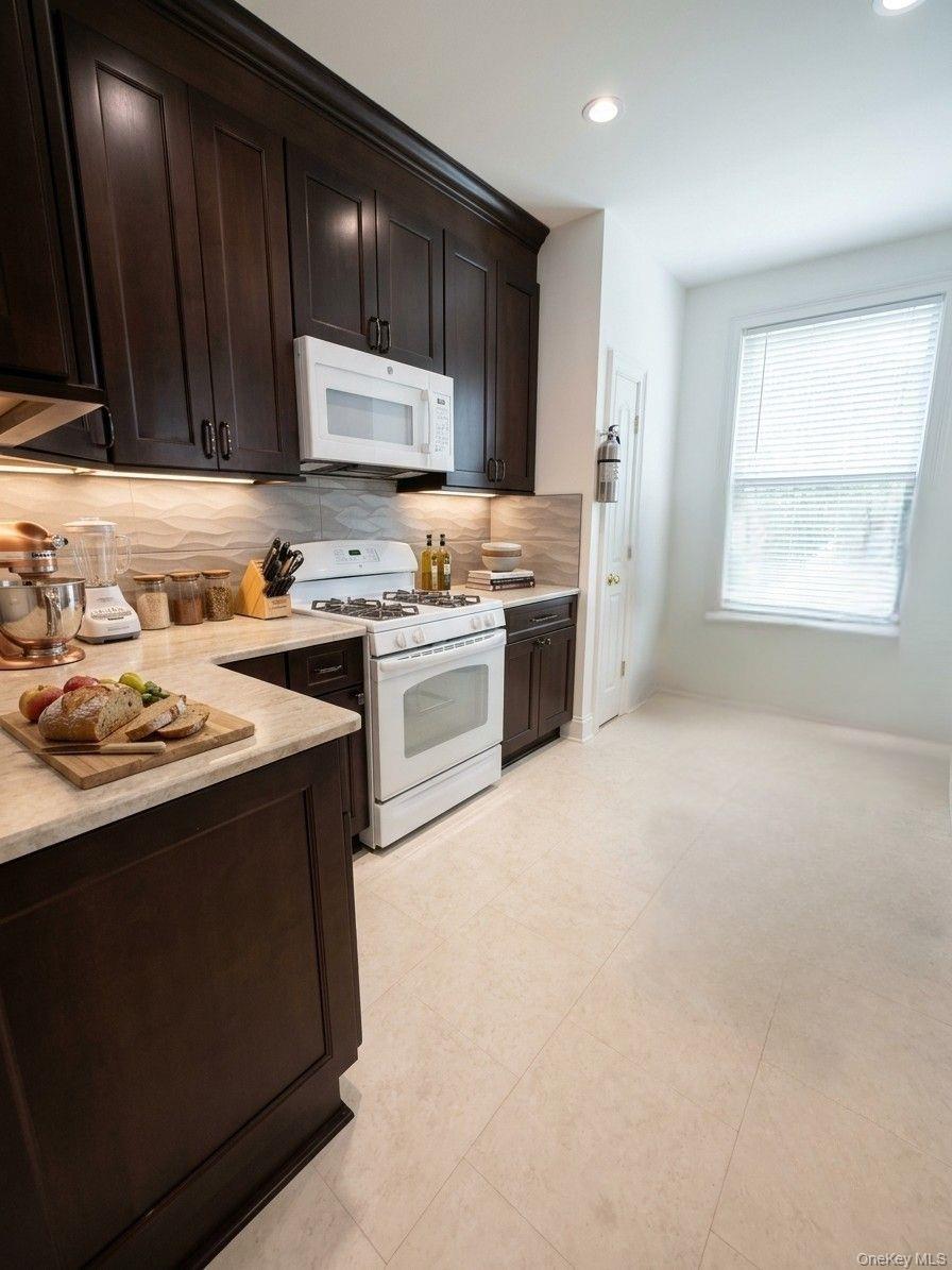 11 Avoncroft Lane Property Photo 4