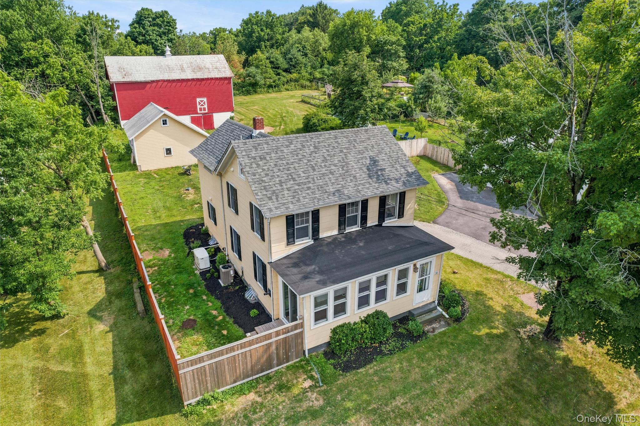 54 Pulaski Highway Property Photo 1