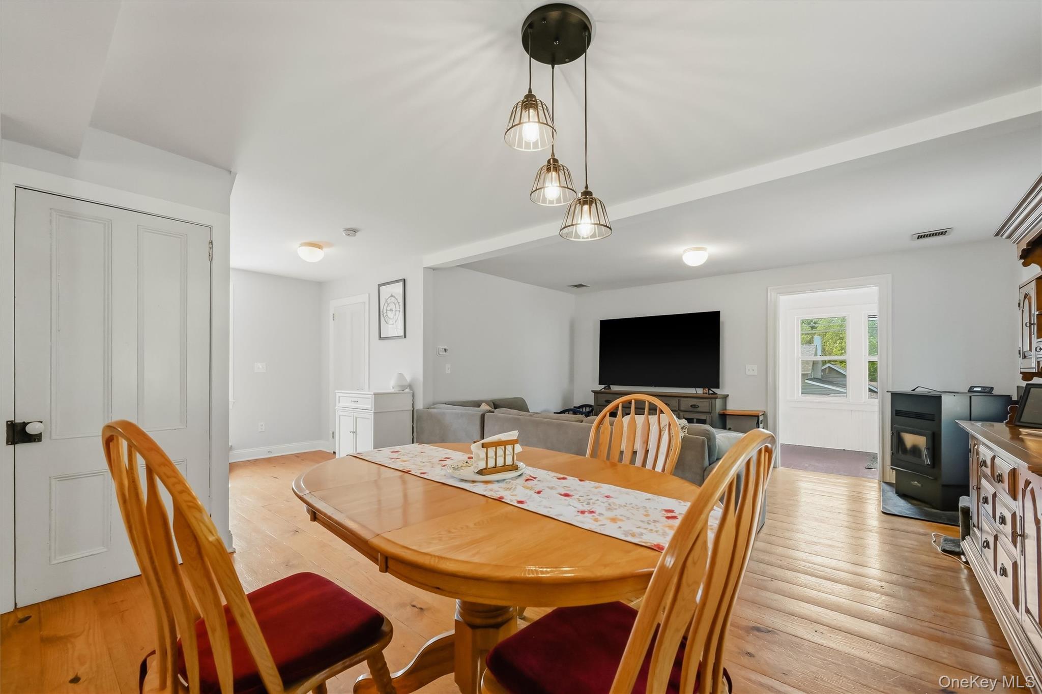 54 Pulaski Highway Property Photo 13