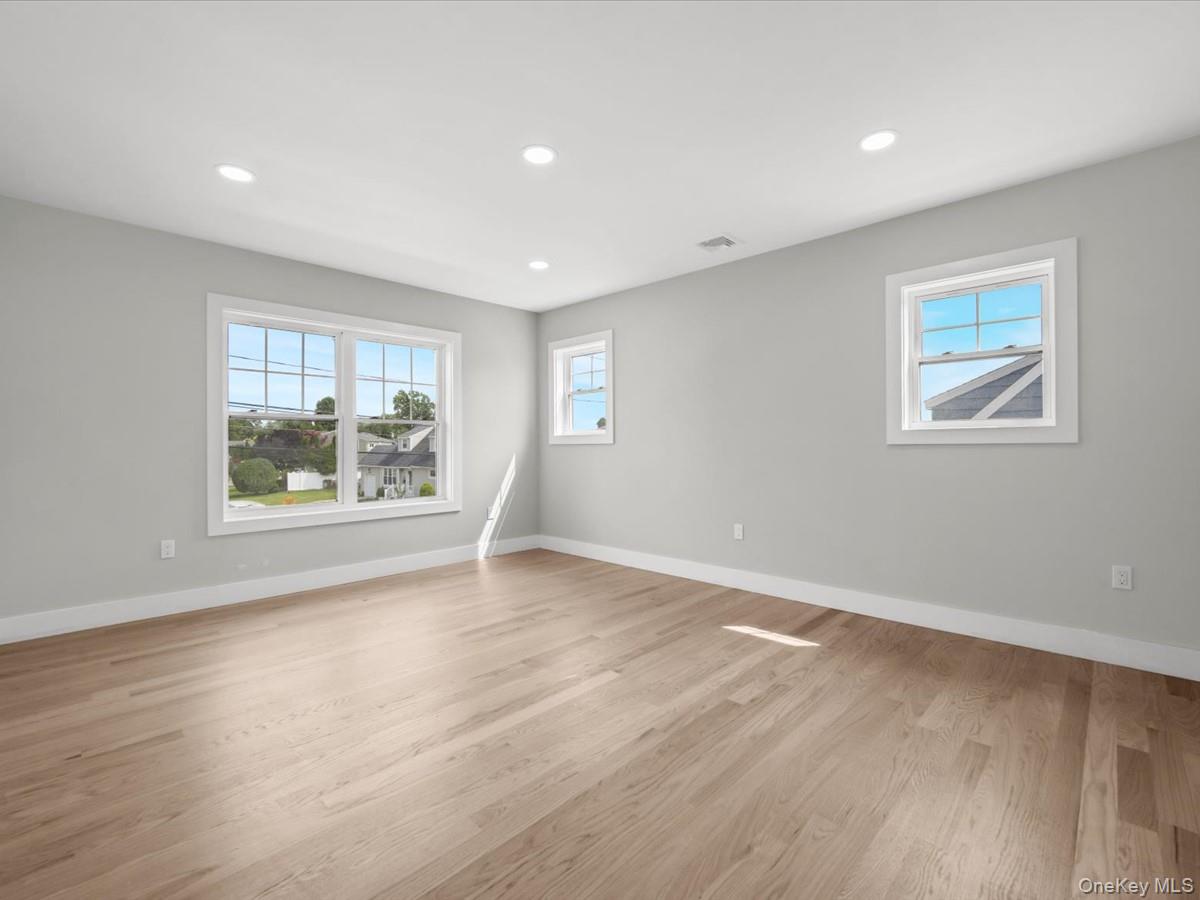 60 Westwood Road Property Photo 18