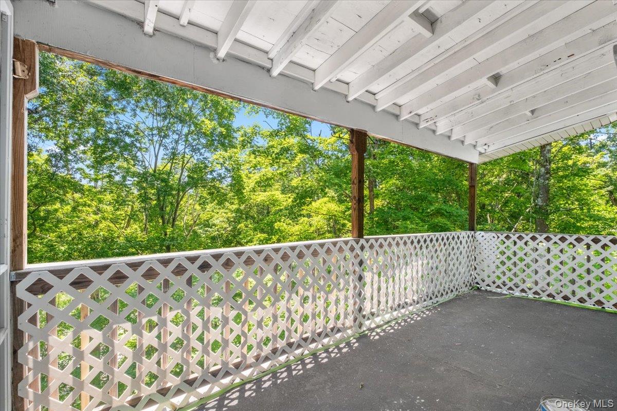 361 Lake Drive Property Photo 31