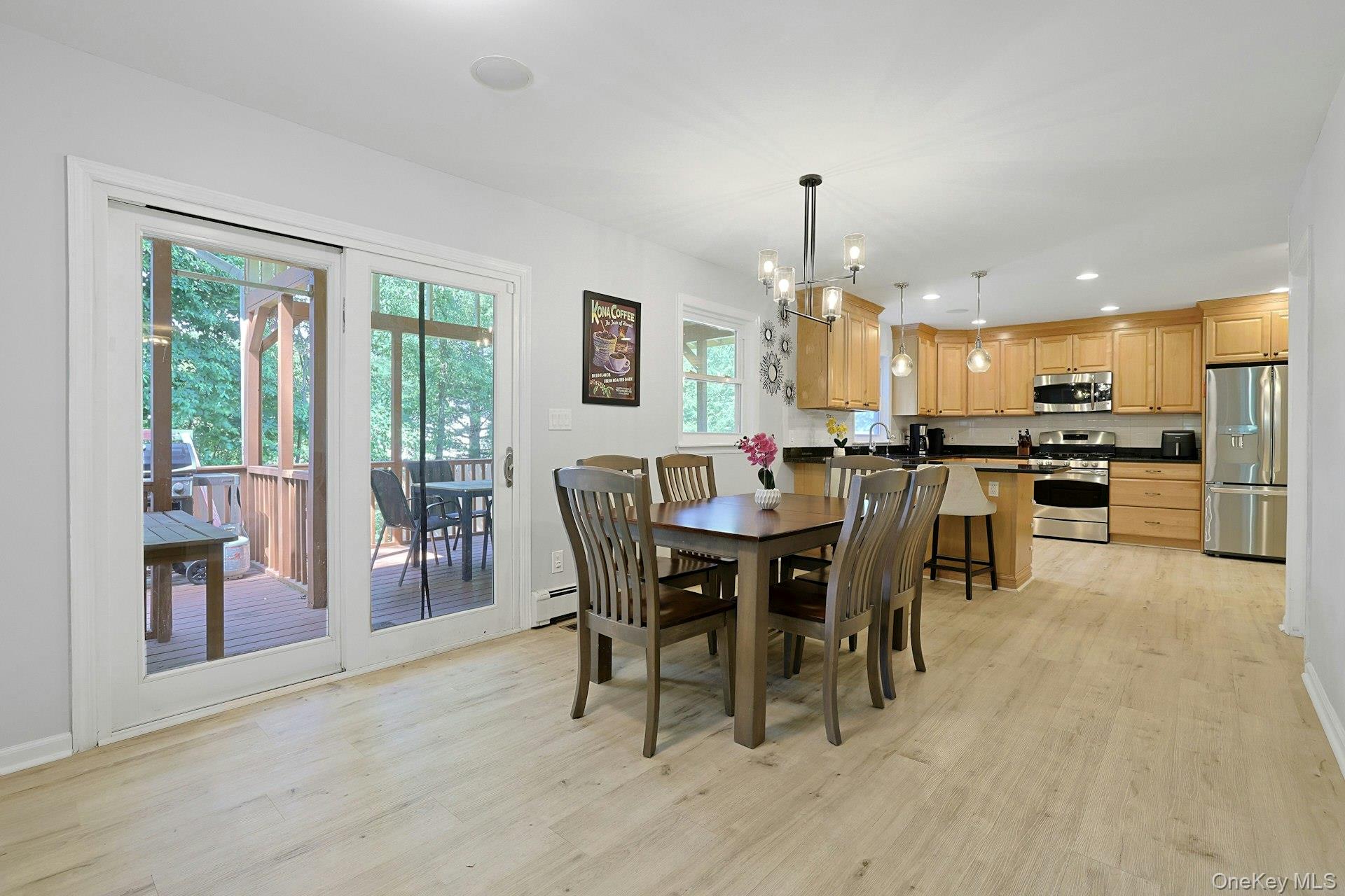 10 Pepperill Court Property Photo 14