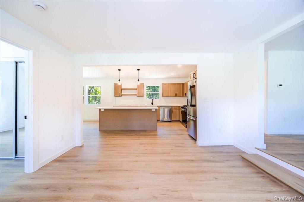 452 Vineyard Avenue Property Photo 5