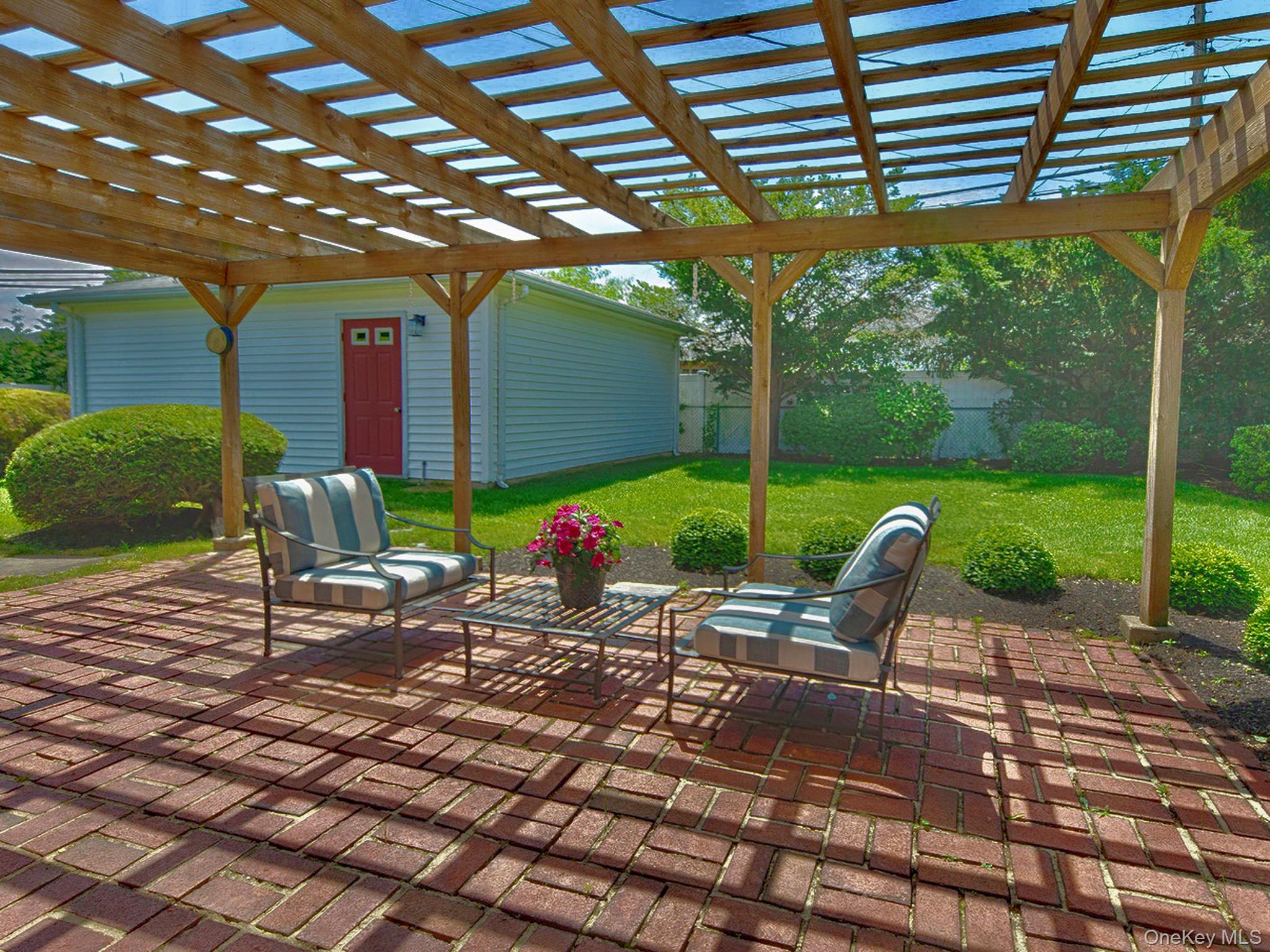 51 Eileen Avenue Property Photo 22