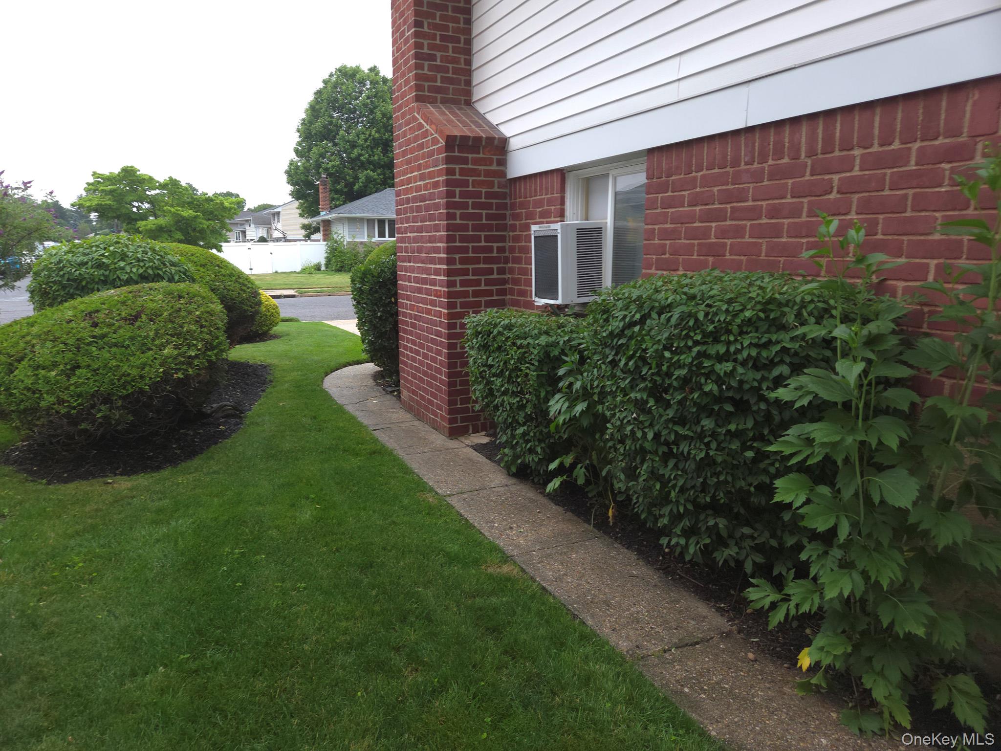 51 Eileen Avenue Property Photo 25