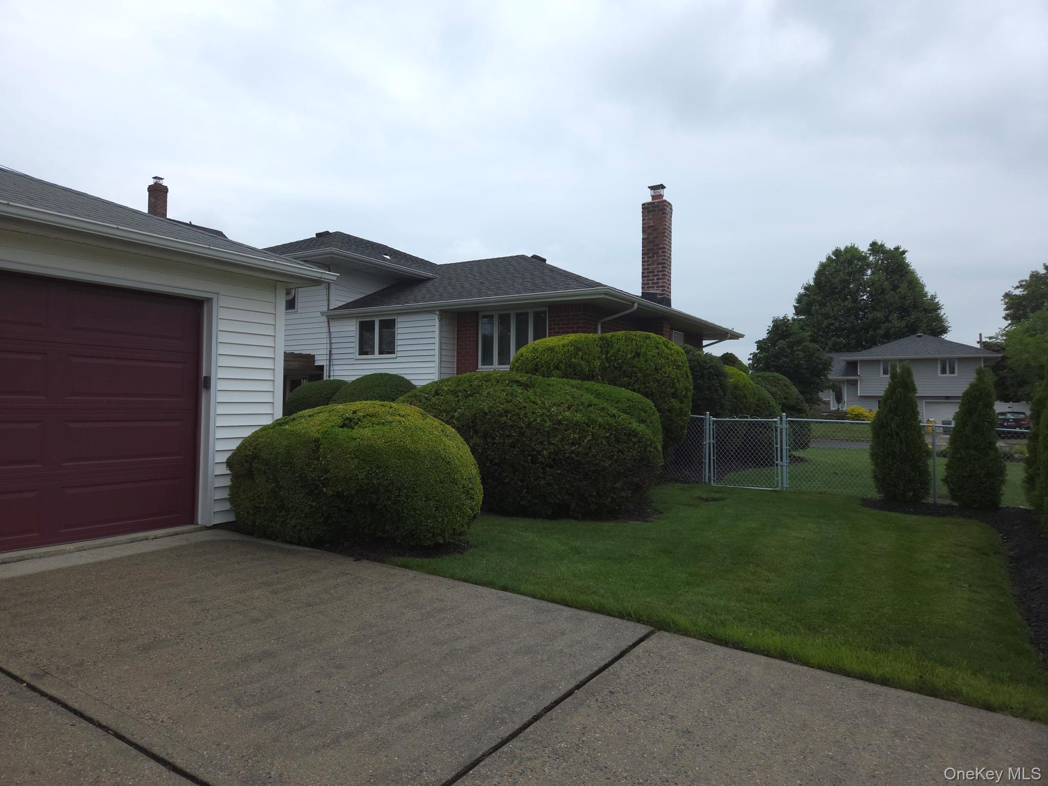 51 Eileen Avenue Property Photo 28