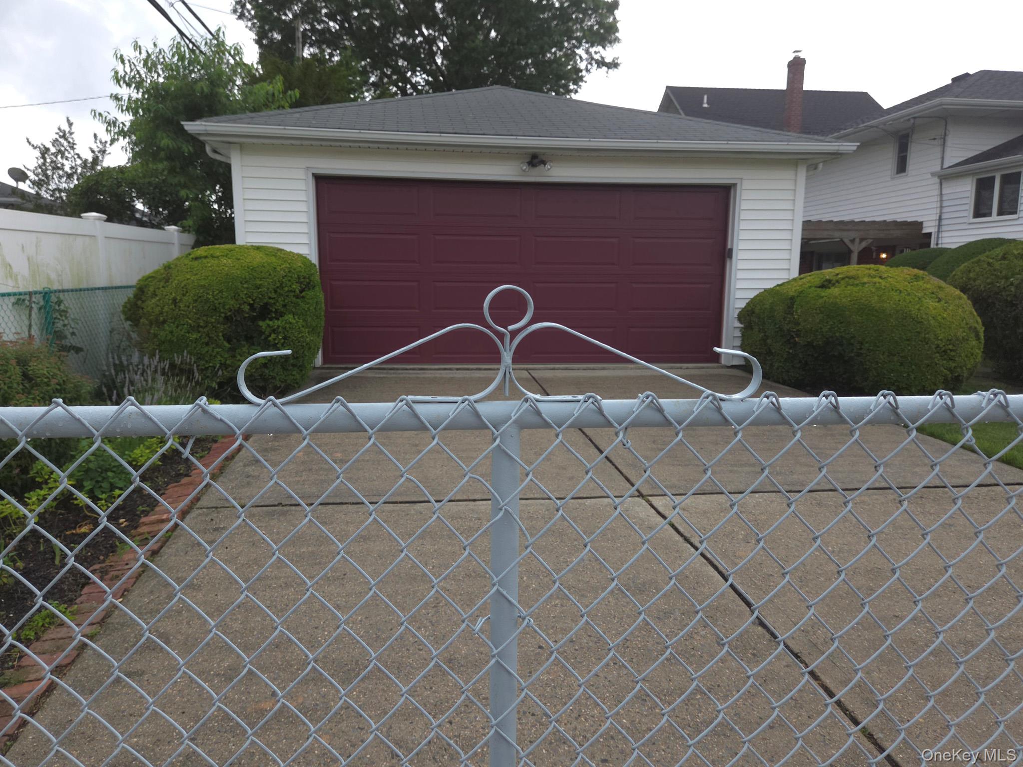 51 Eileen Avenue Property Photo 29