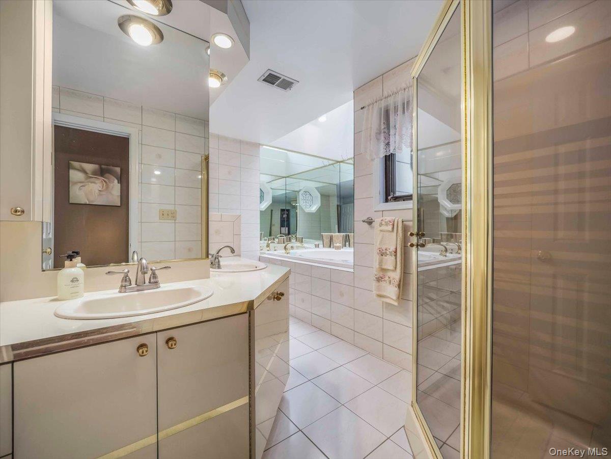 10 Burham Drive Property Photo 20