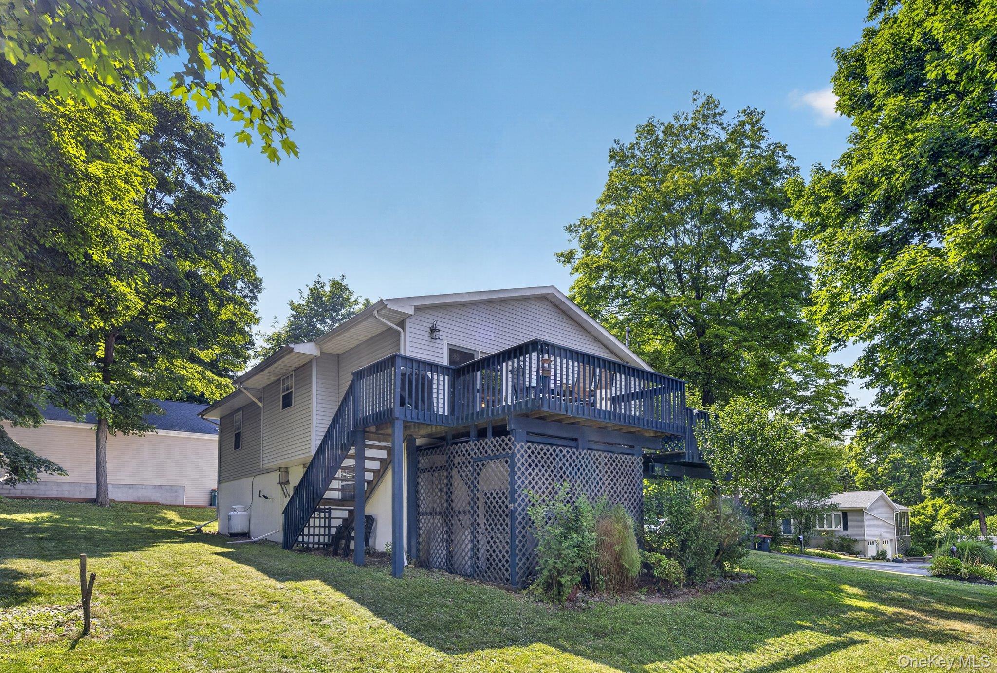 12 Pond Place Property Photo 26