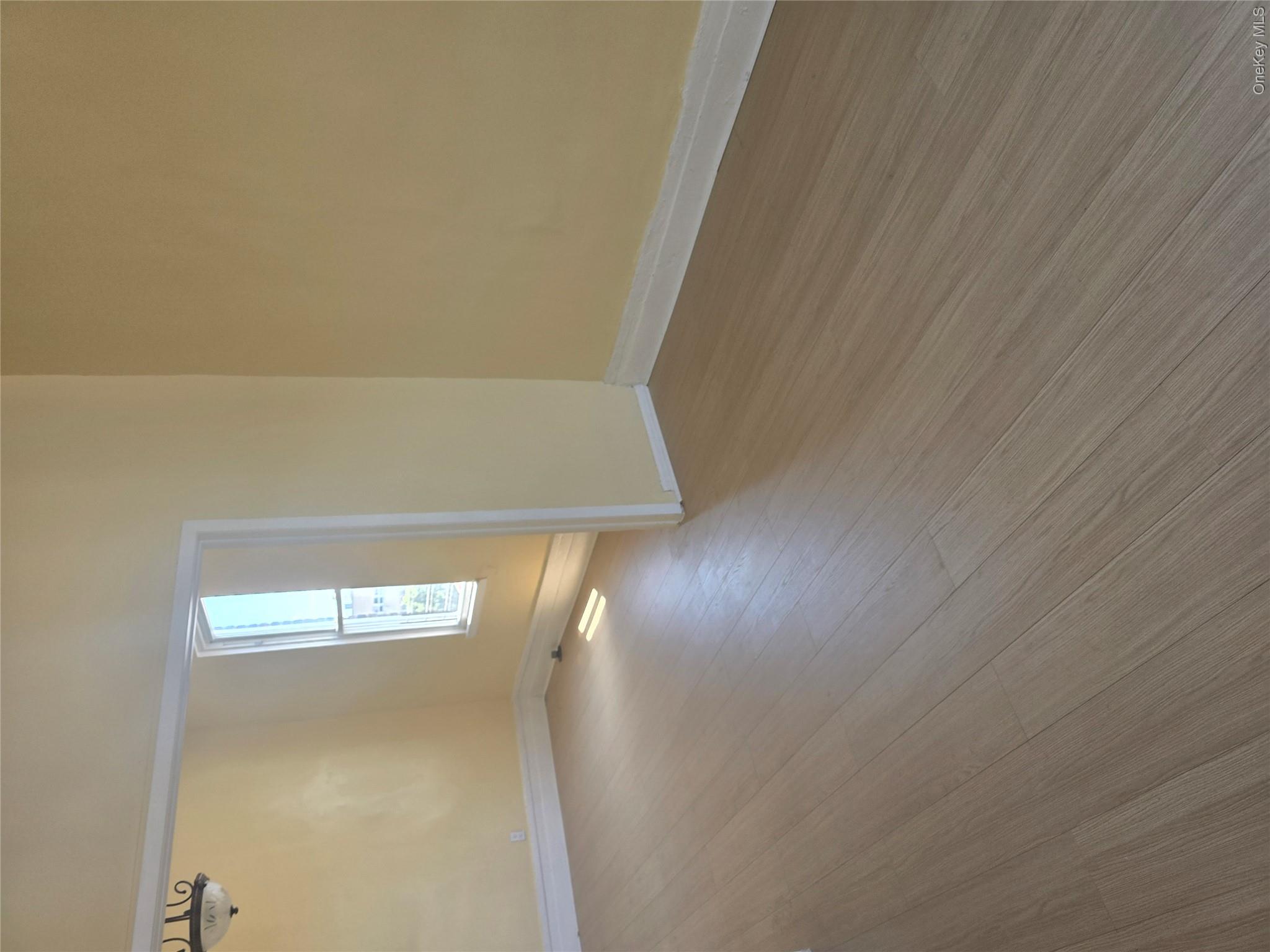 1460 Bryant Avenue Property Photo 10