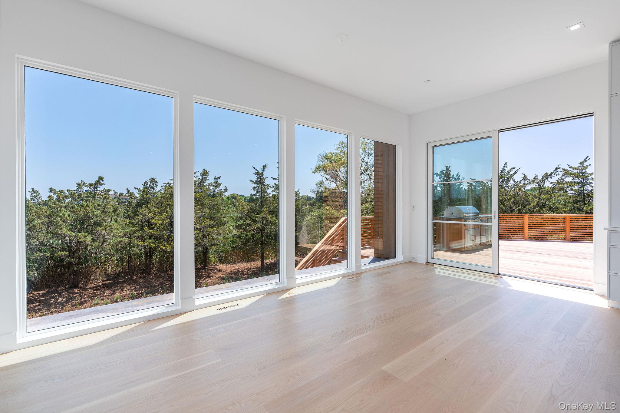 9 E Division Street Property Photo 18