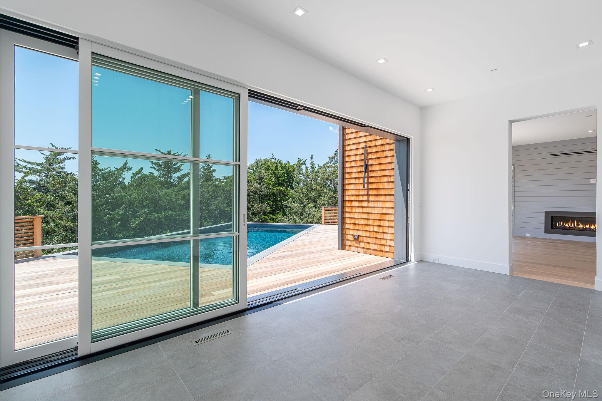 9 E Division Street Property Photo 22