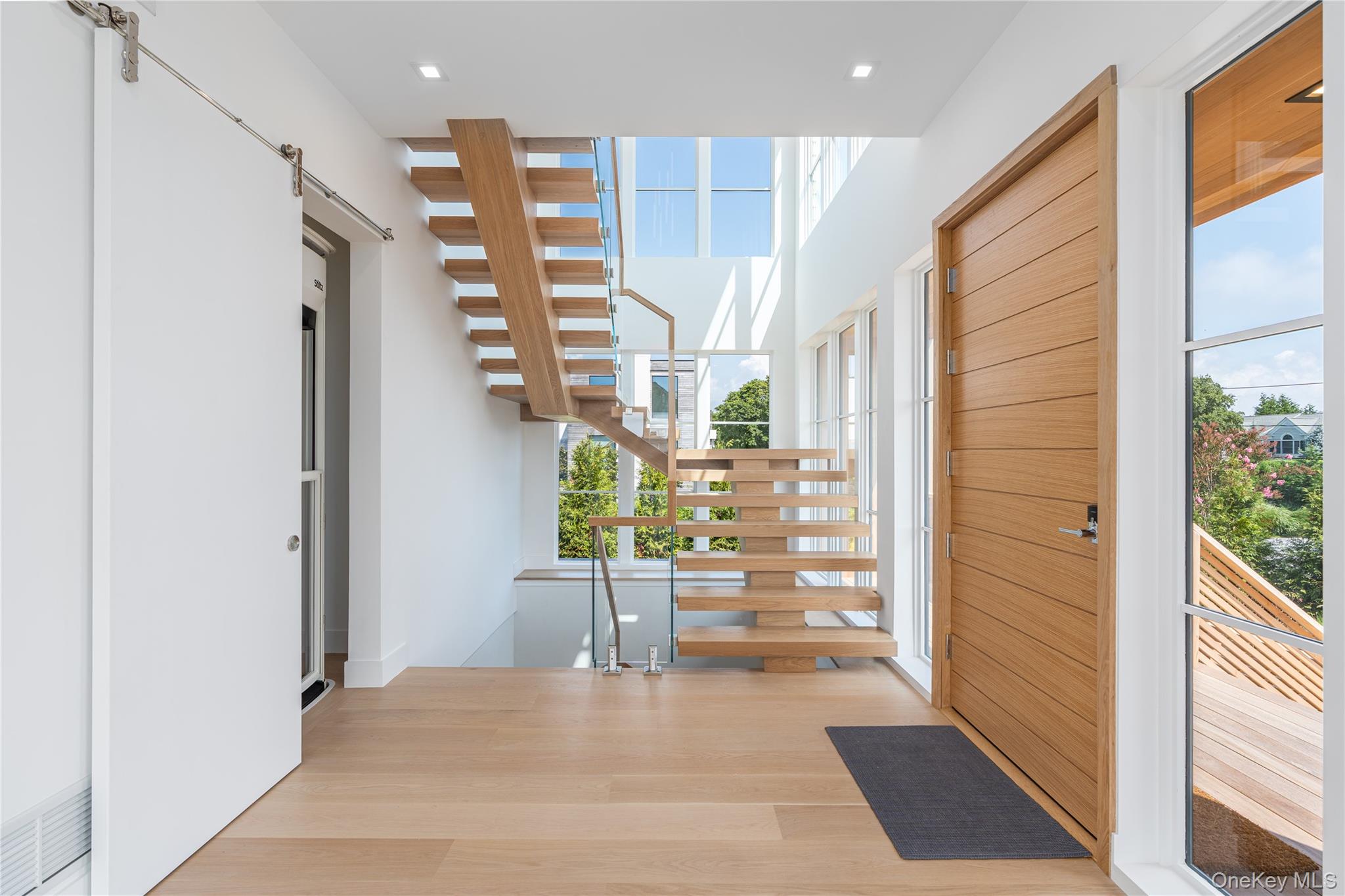 9 E Division Street Property Photo 26