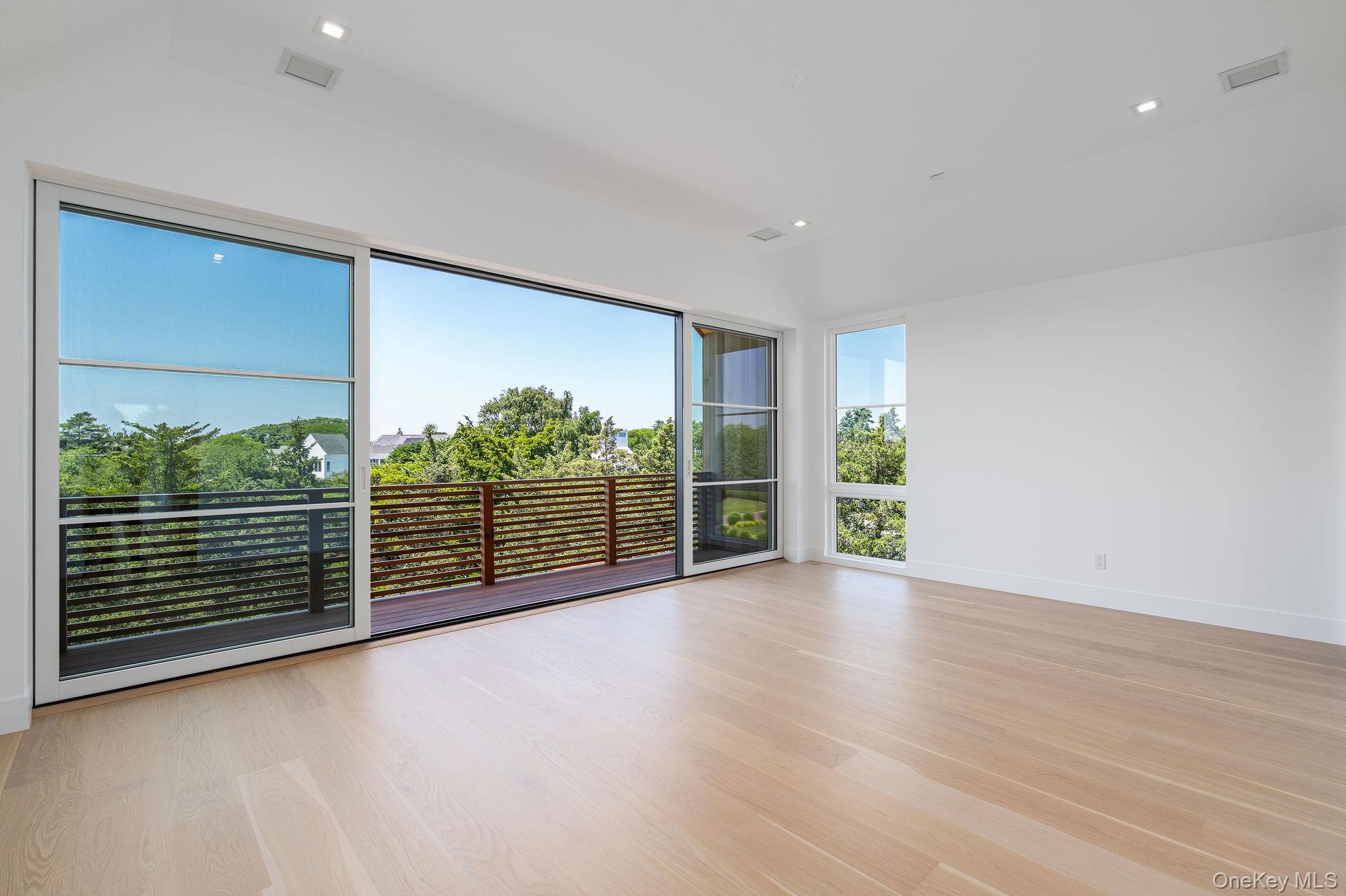 9 E Division Street Property Photo 35
