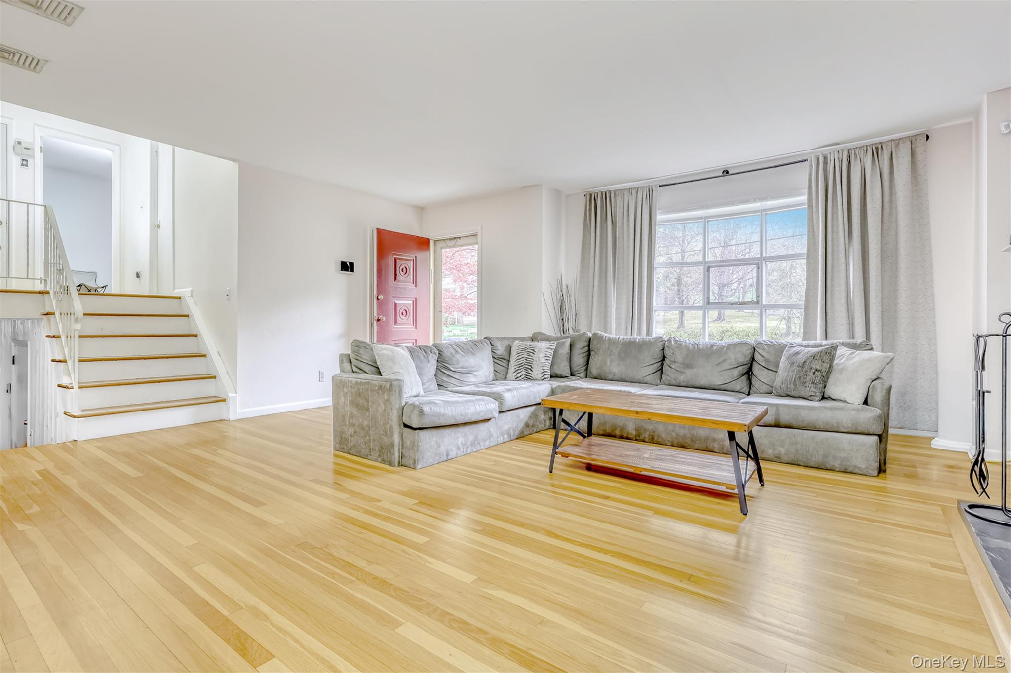 26 River Road Property Photo 8