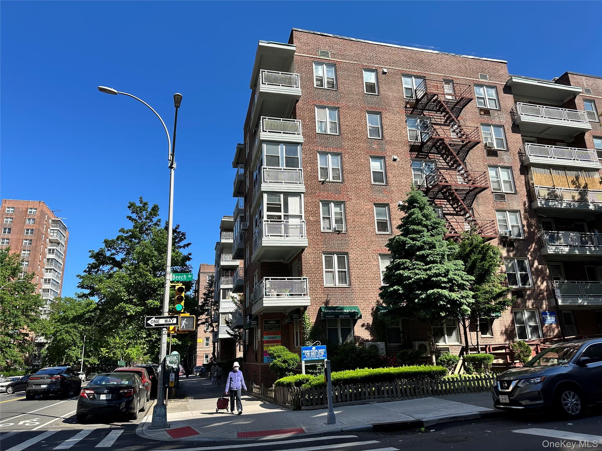 43-43 Kissena Boulevard 509 Property Photo 1