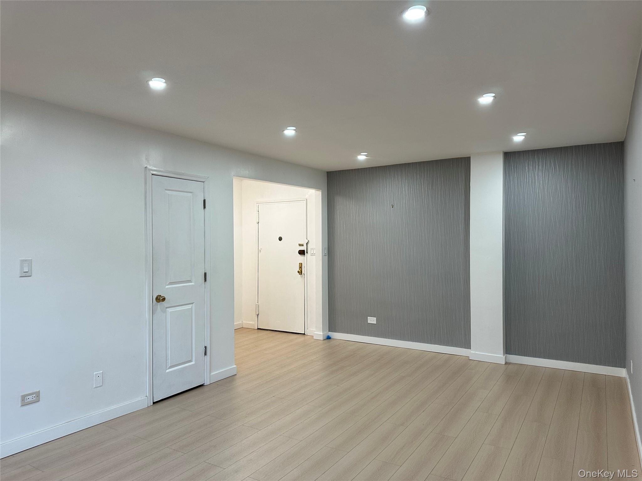 43-43 Kissena Boulevard 509 Property Photo 7