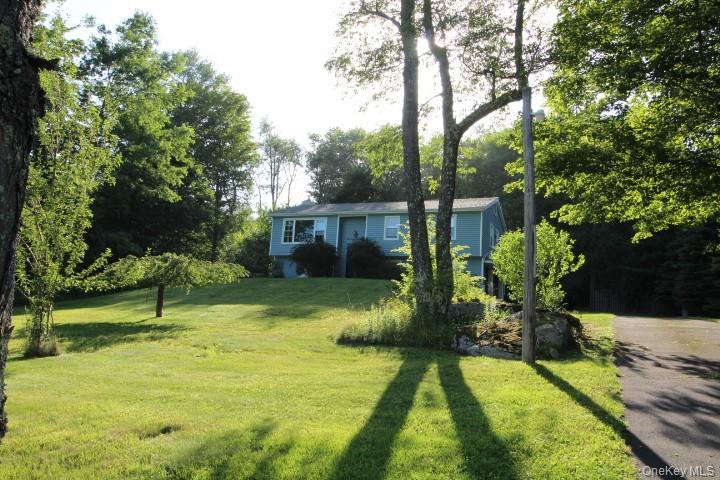545 Stump Pond Road Property Photo 1