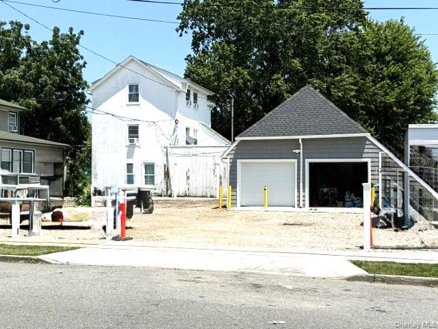 313 Hempstead Avenue 2 Property Photo 6