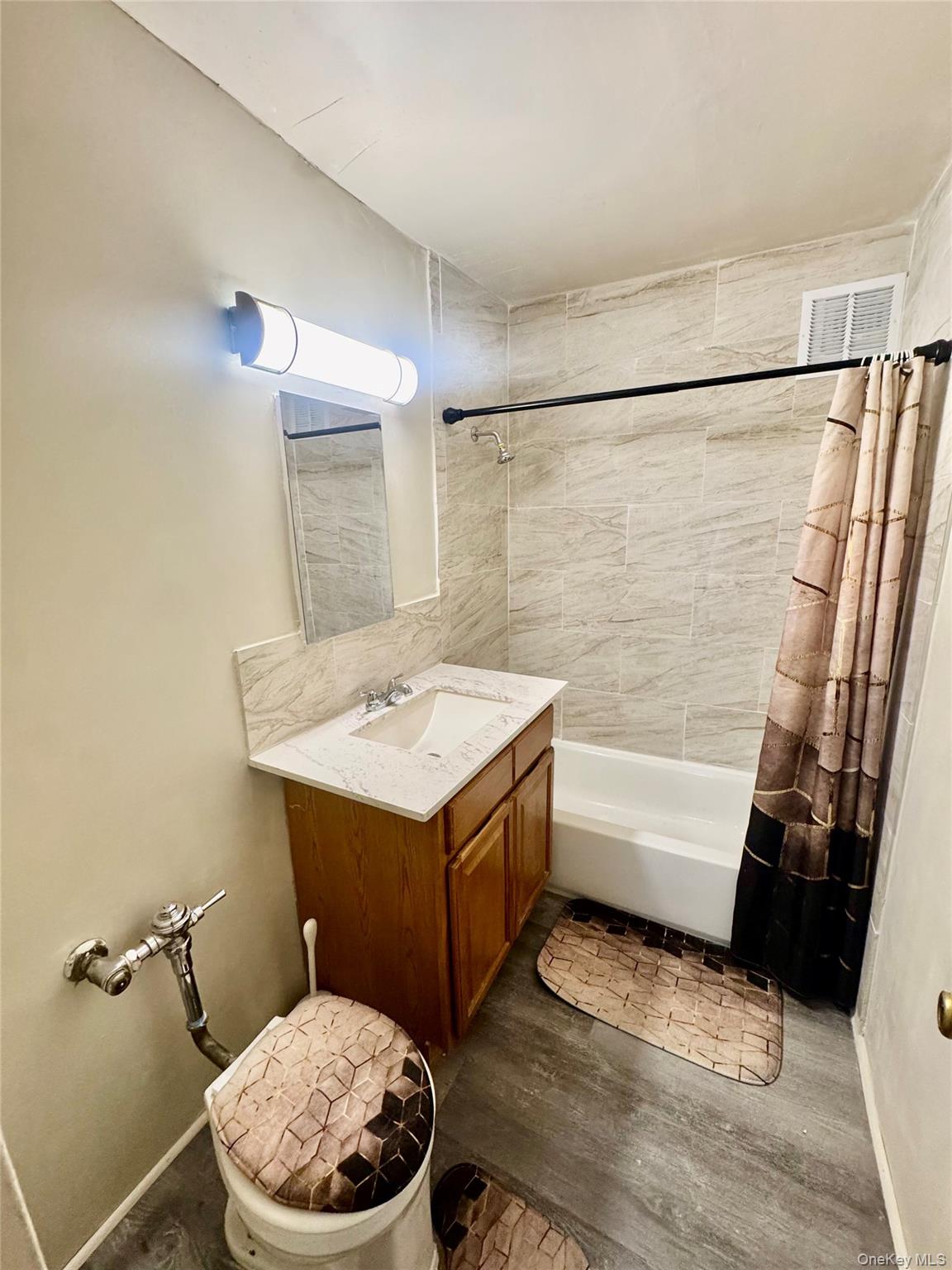 2661 Marion Avenue 2d Property Photo 7