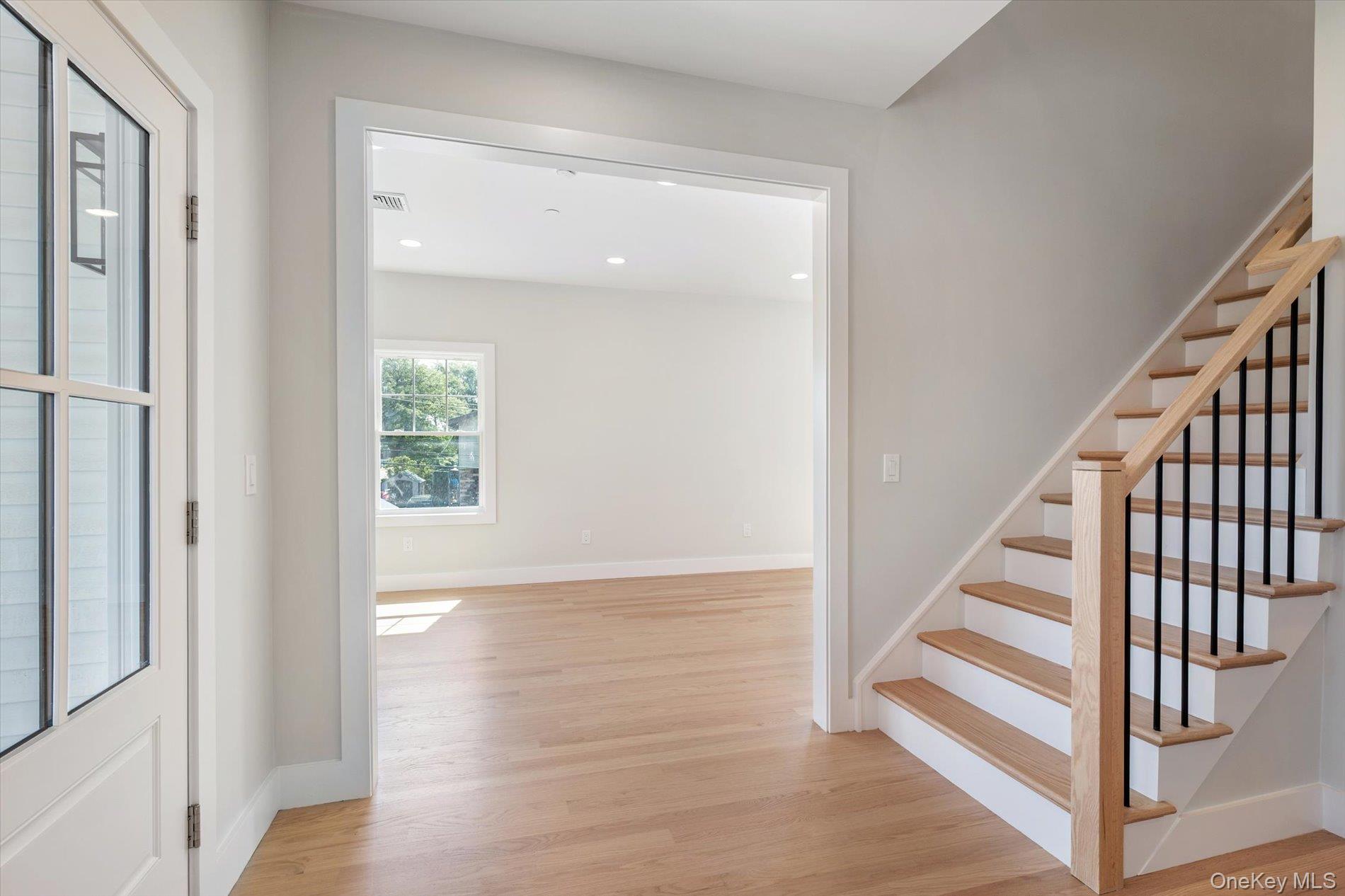 17 Island Parkway Property Photo 10
