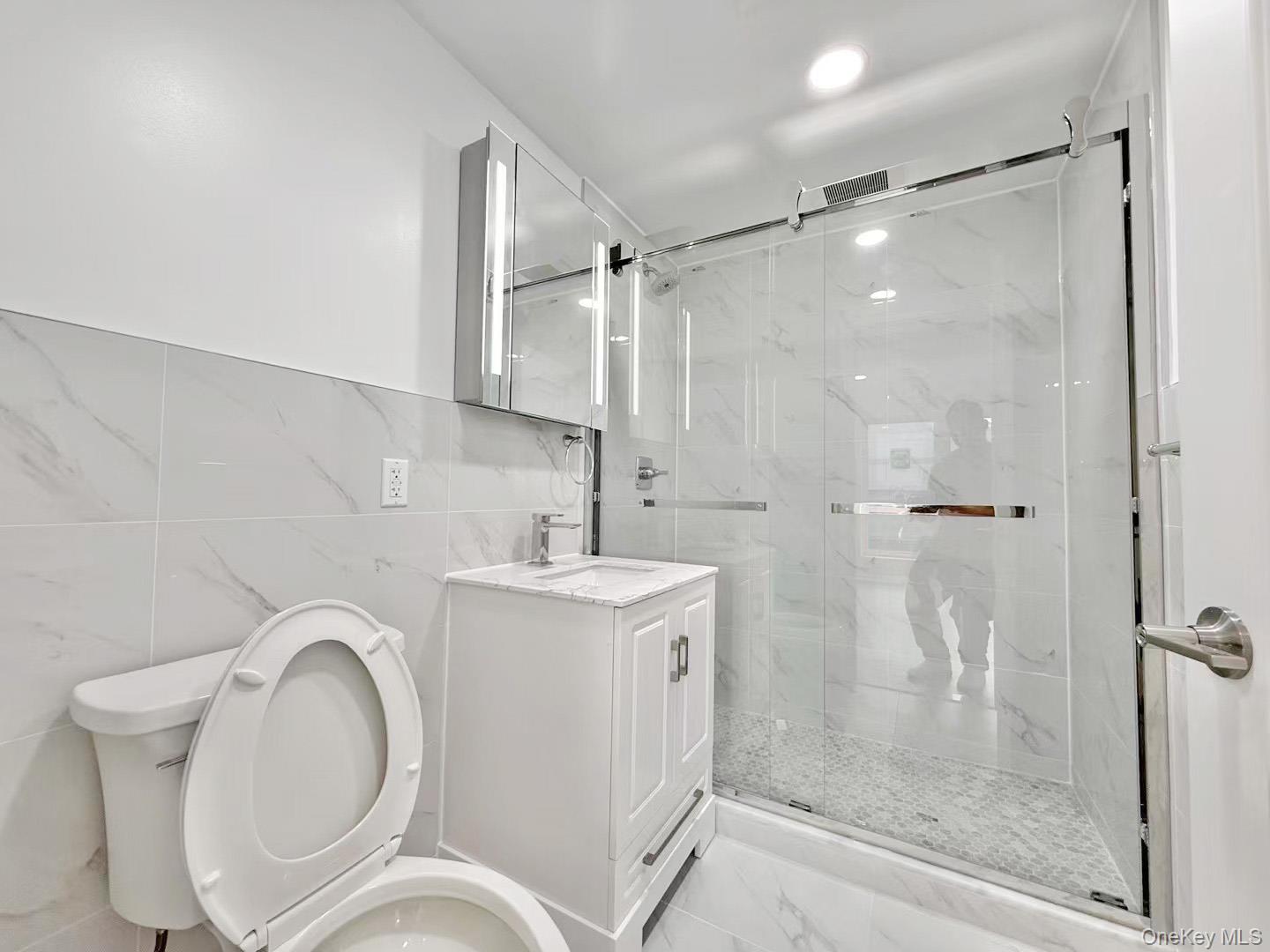 13450 Blossom Avenue 4f Property Photo 7