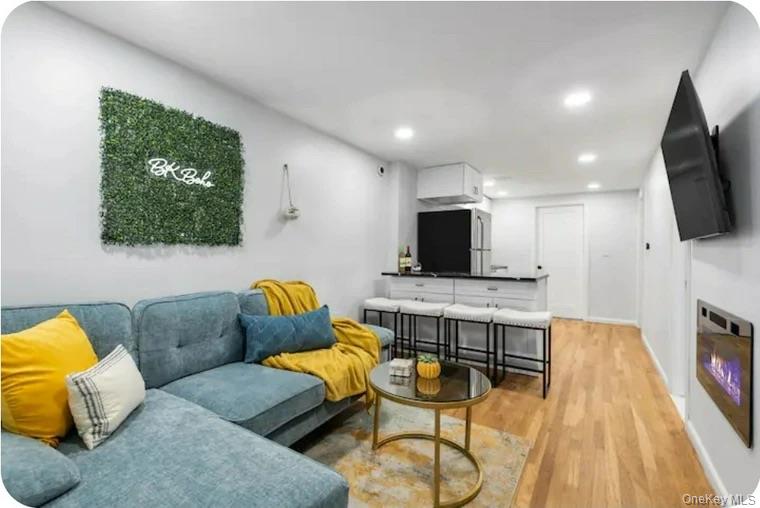 2276 Atlantic Avenue Property Photo 1