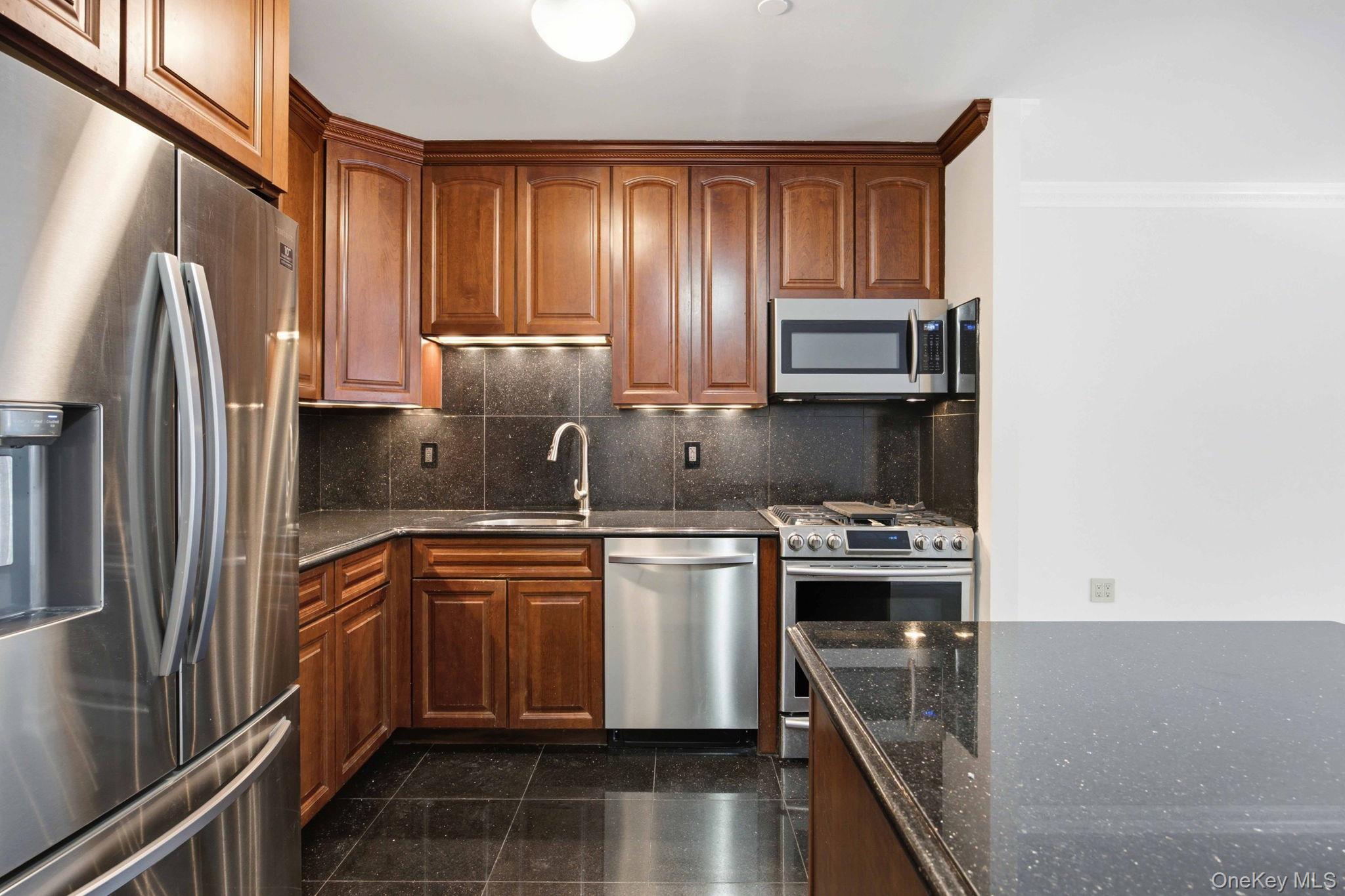 23 E 128th Street 2f Property Photo 5