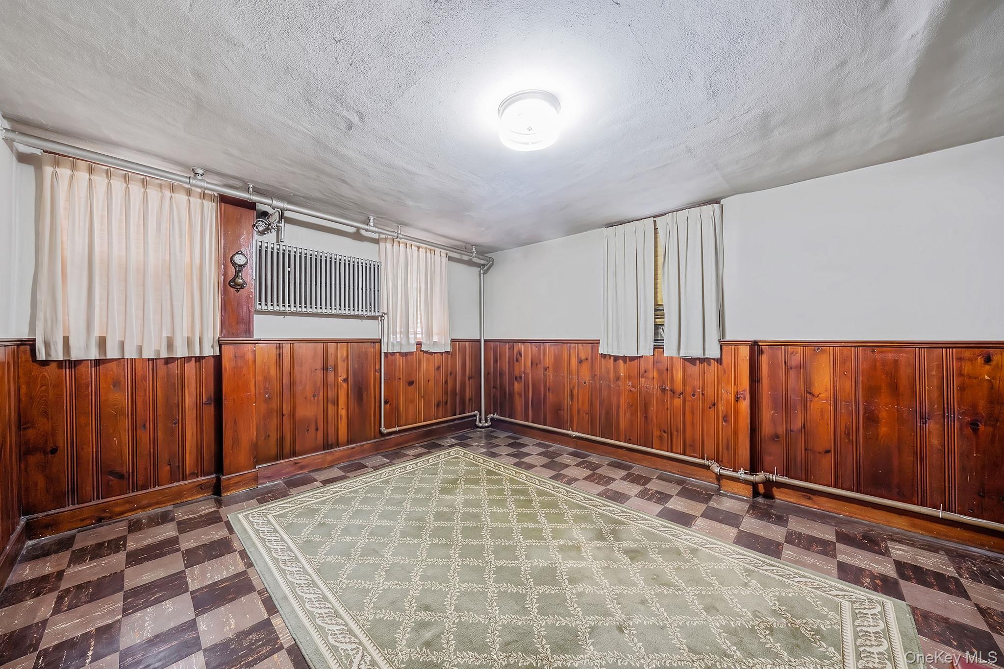 1621 Lurting Avenue Property Photo 18