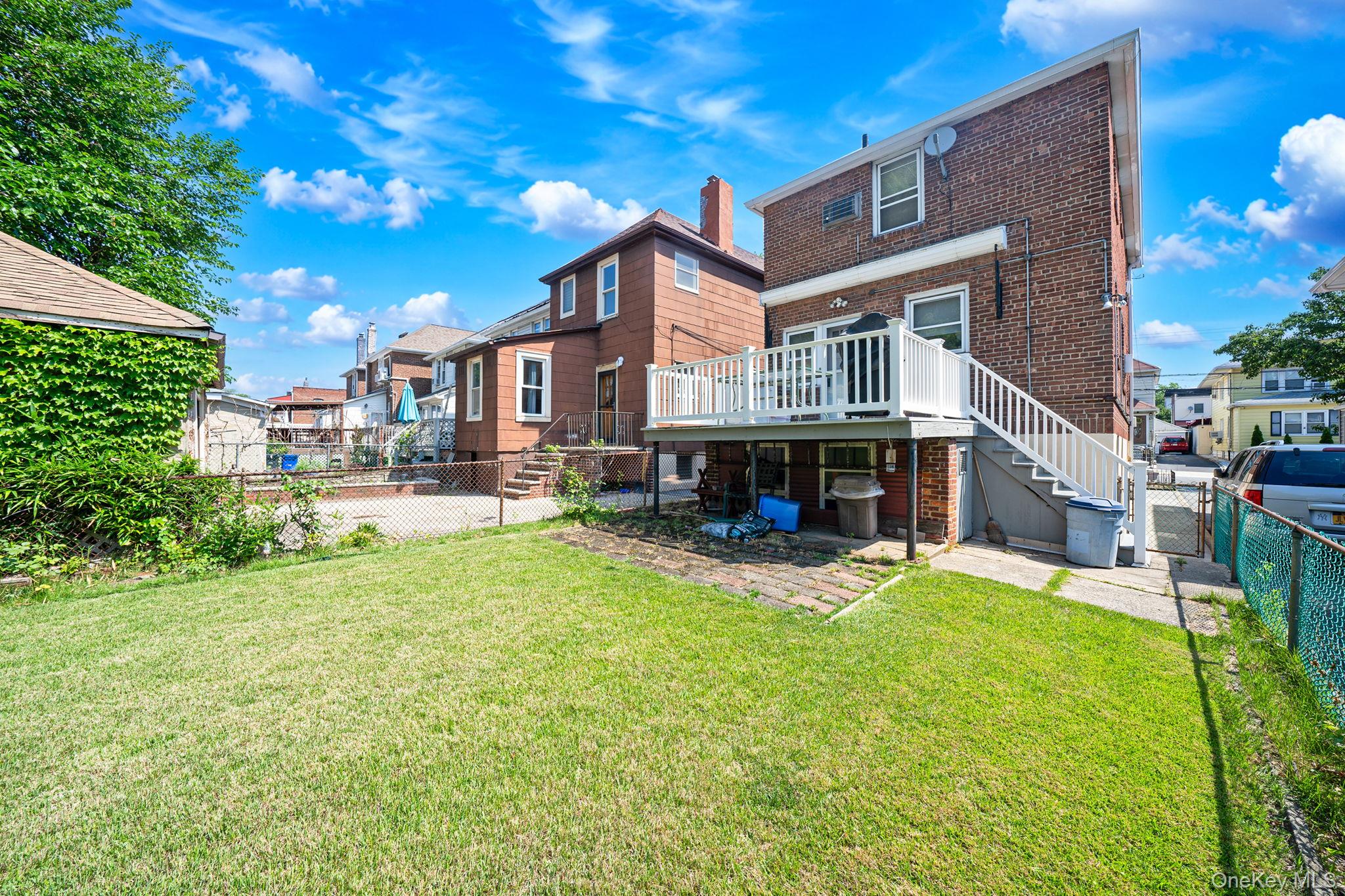 1621 Lurting Avenue Property Photo 32