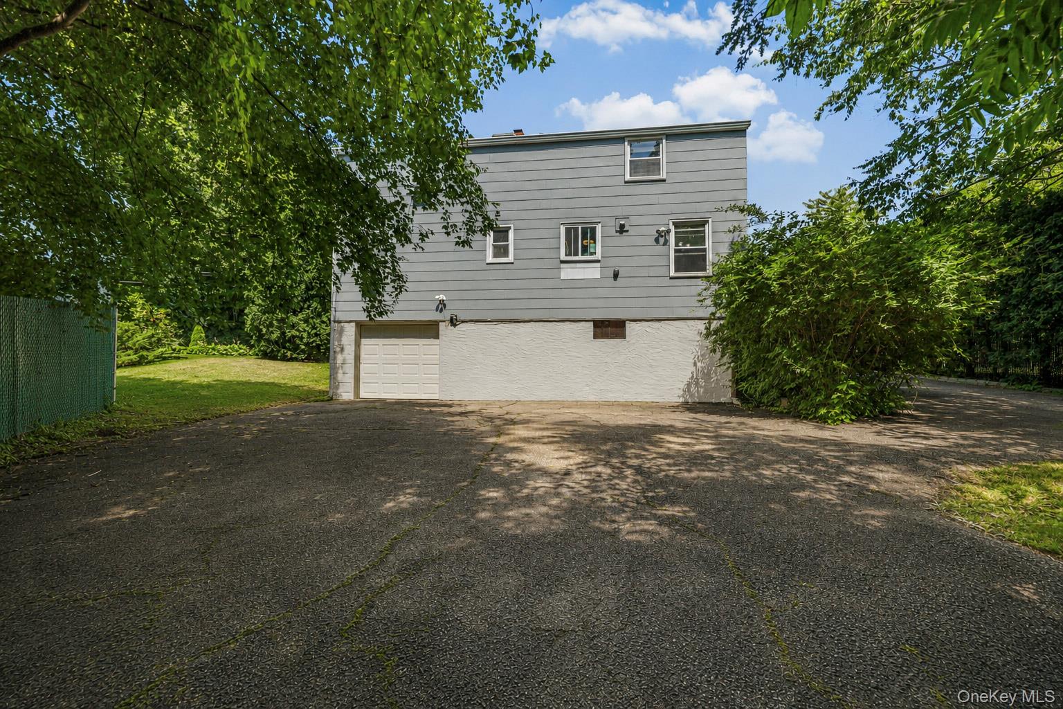 676 Scarsdale Road Property Photo 18