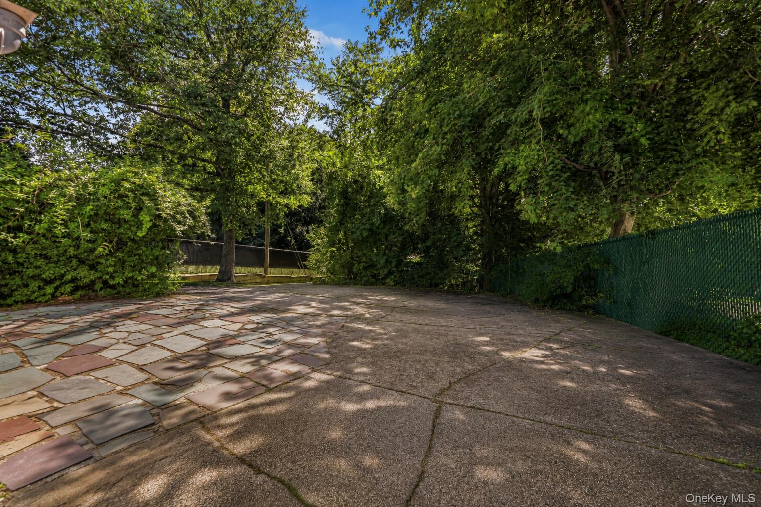 676 Scarsdale Road Property Photo 20