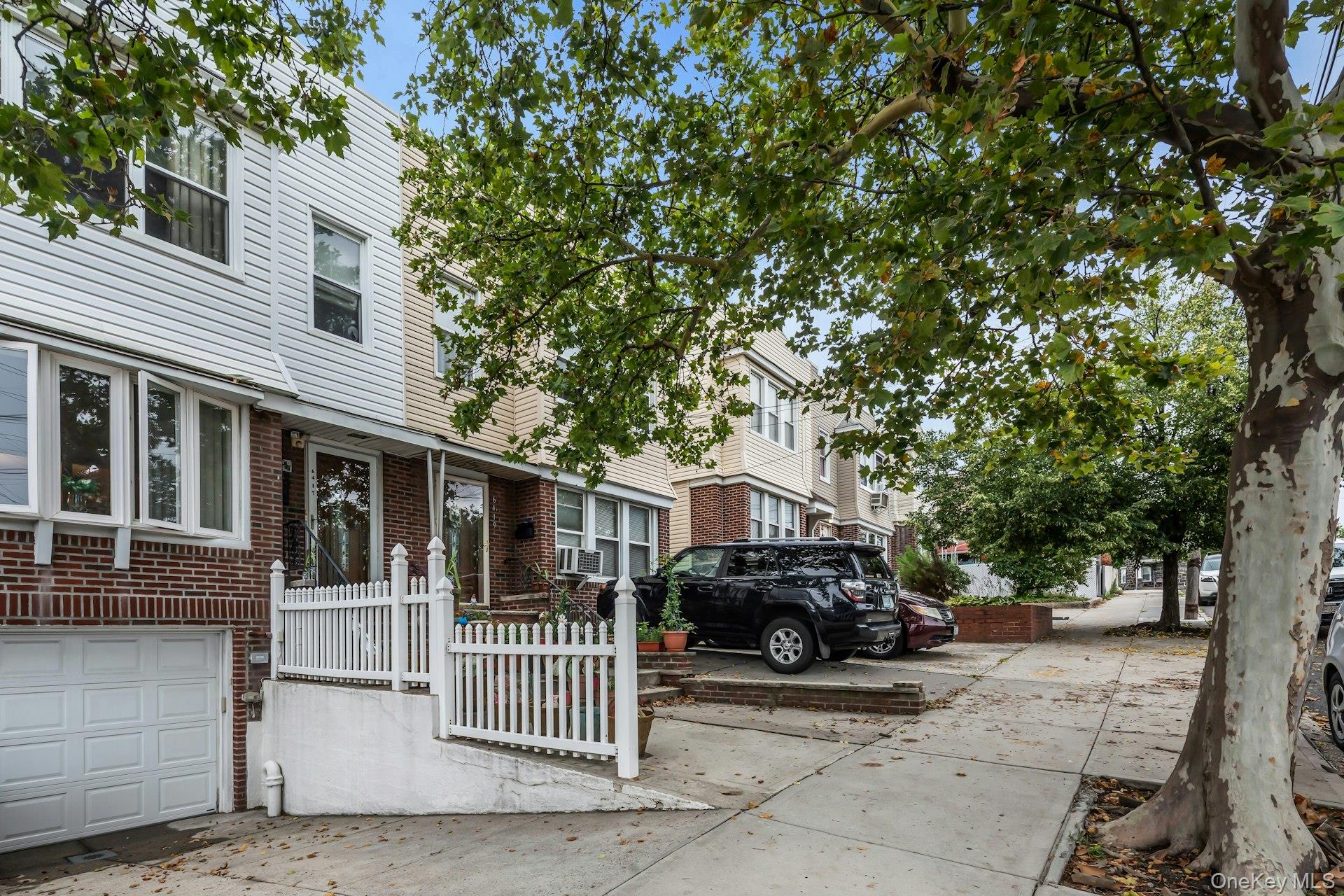 6417 Eliot Avenue Property Photo 2