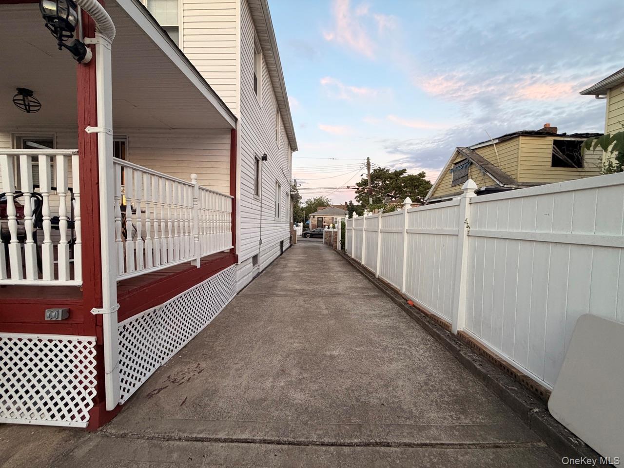 13744 218th Street Property Photo 18